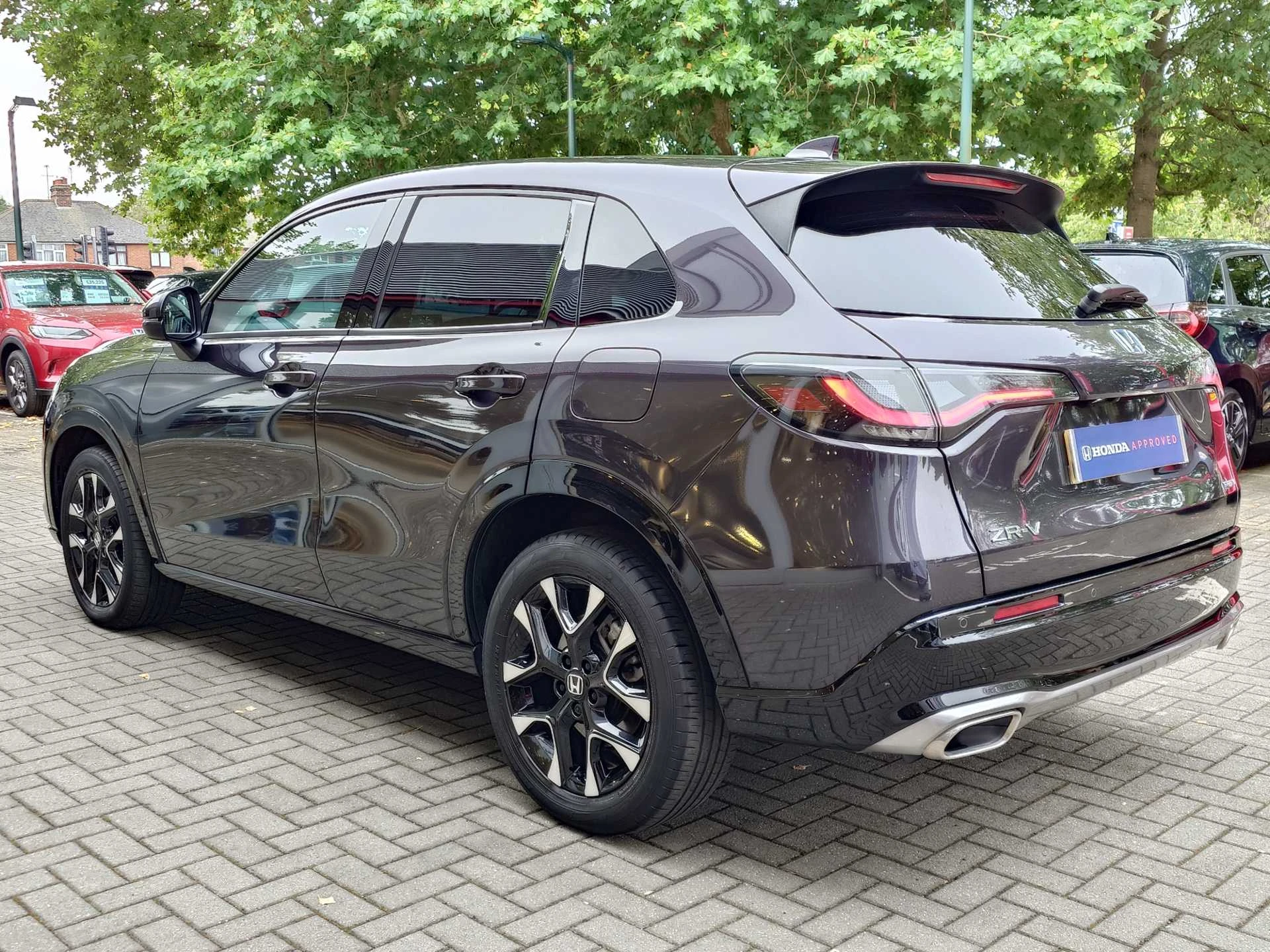 Vehicle image 3