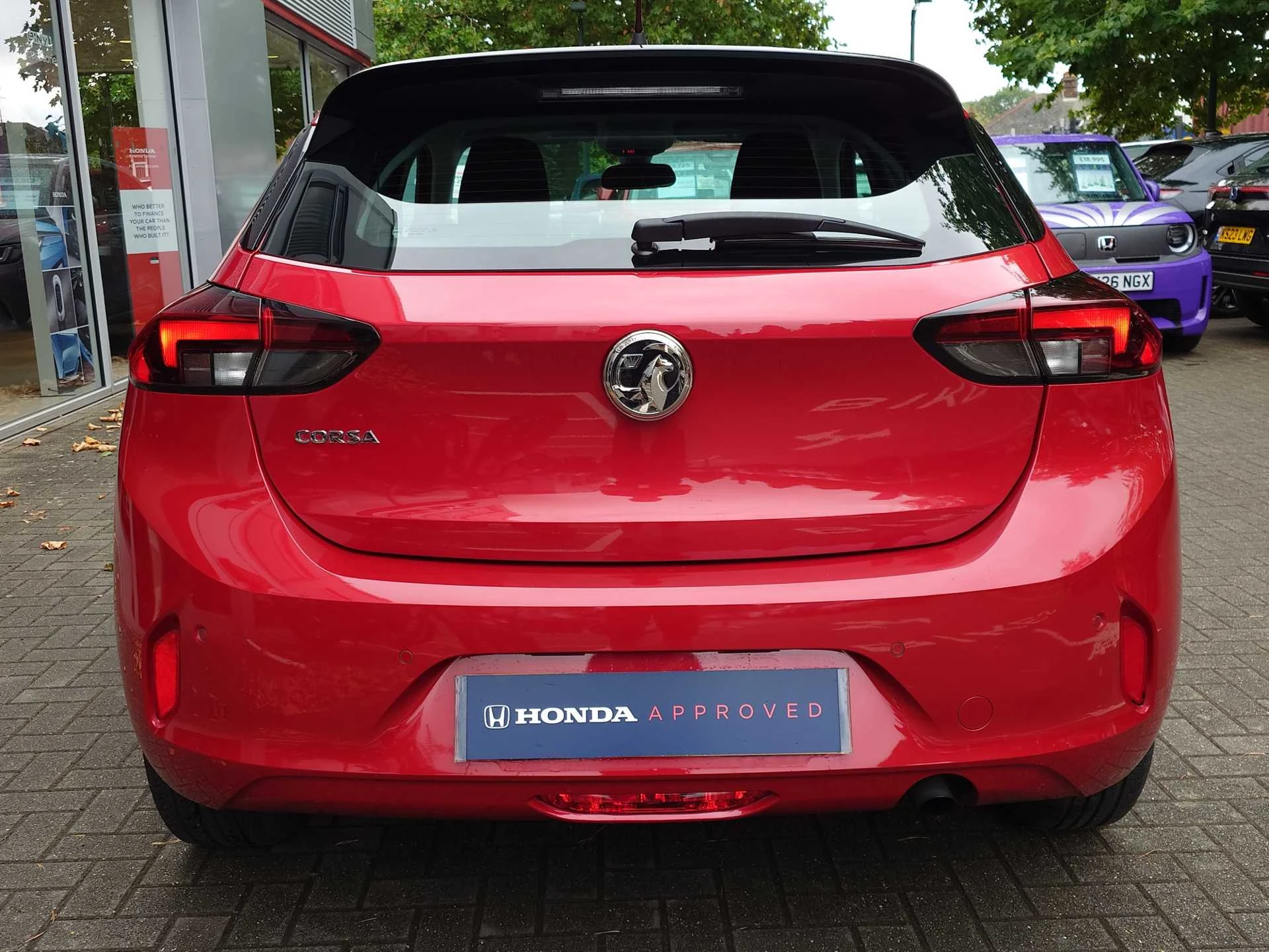Vehicle image 7
