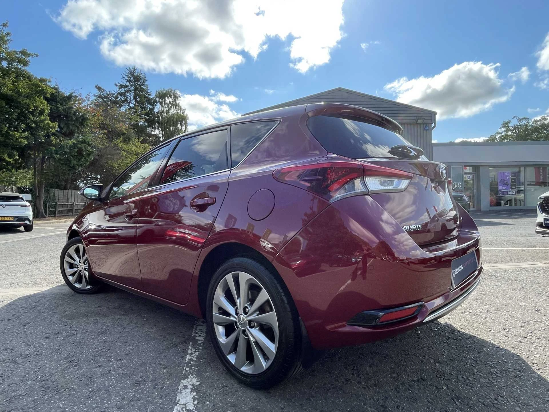 Vehicle image 3