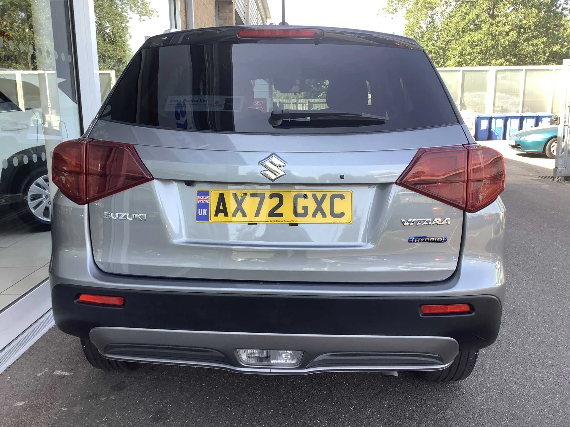 Vehicle image 6