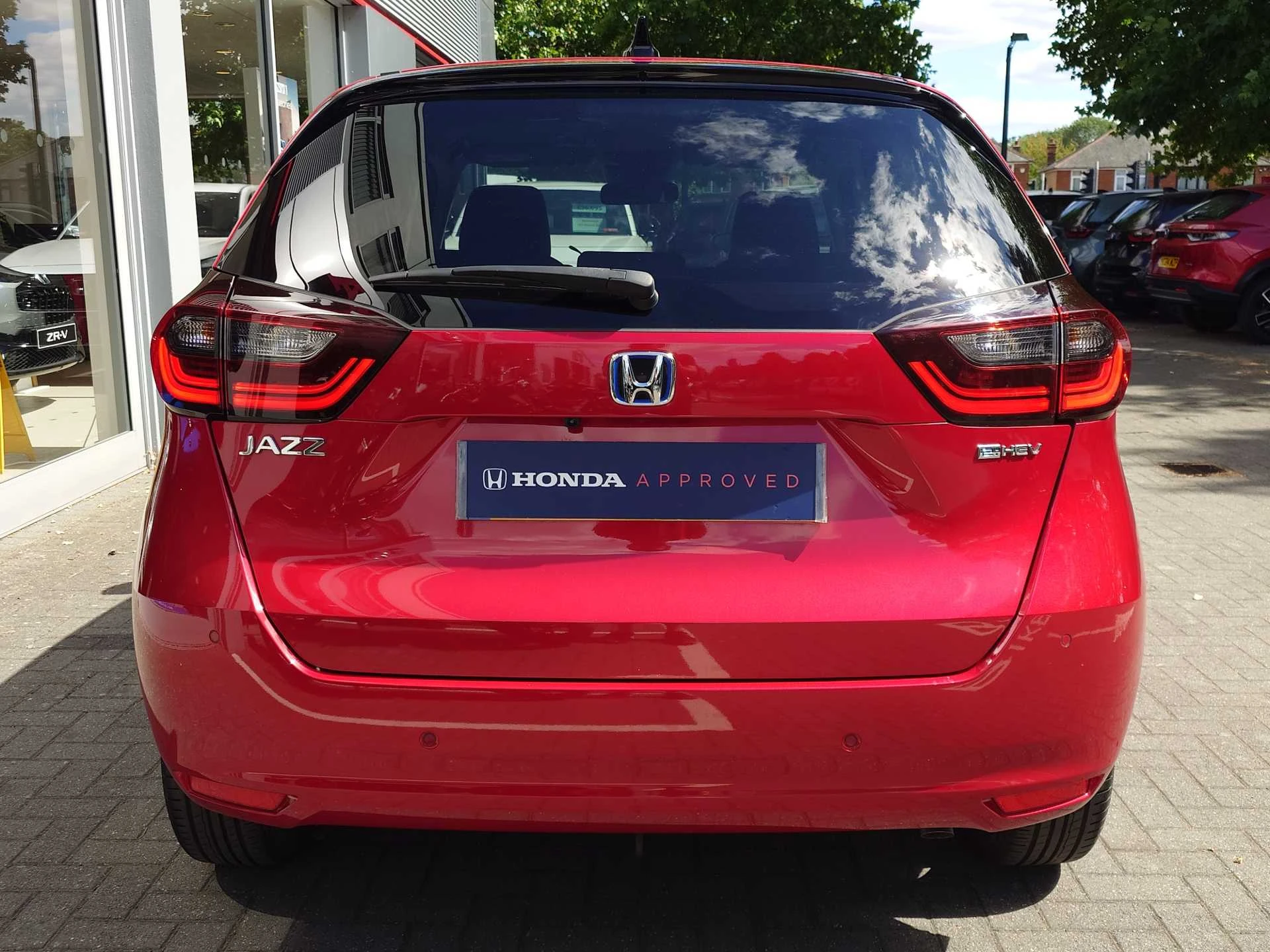 Vehicle image 7