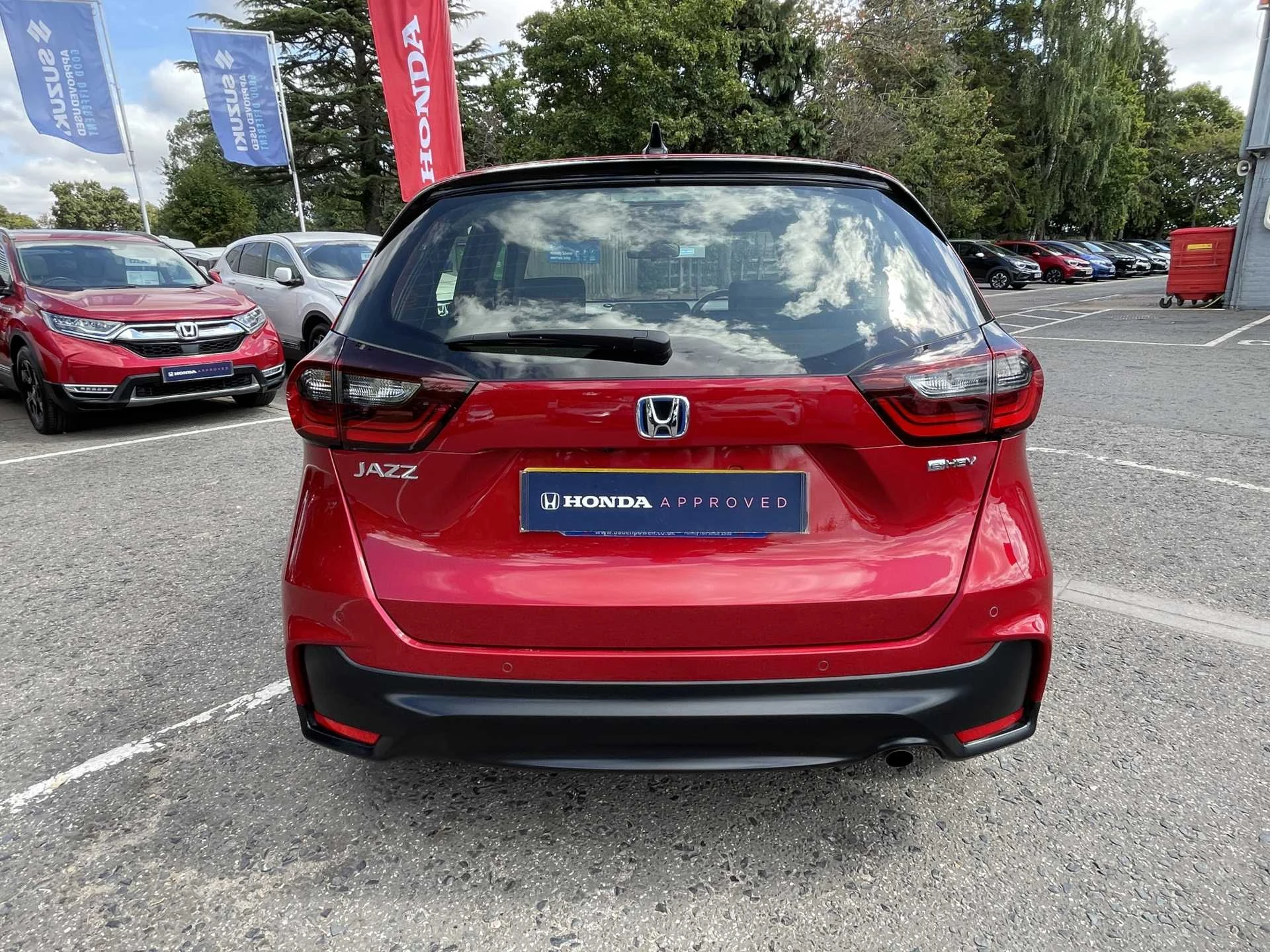 Vehicle image 7