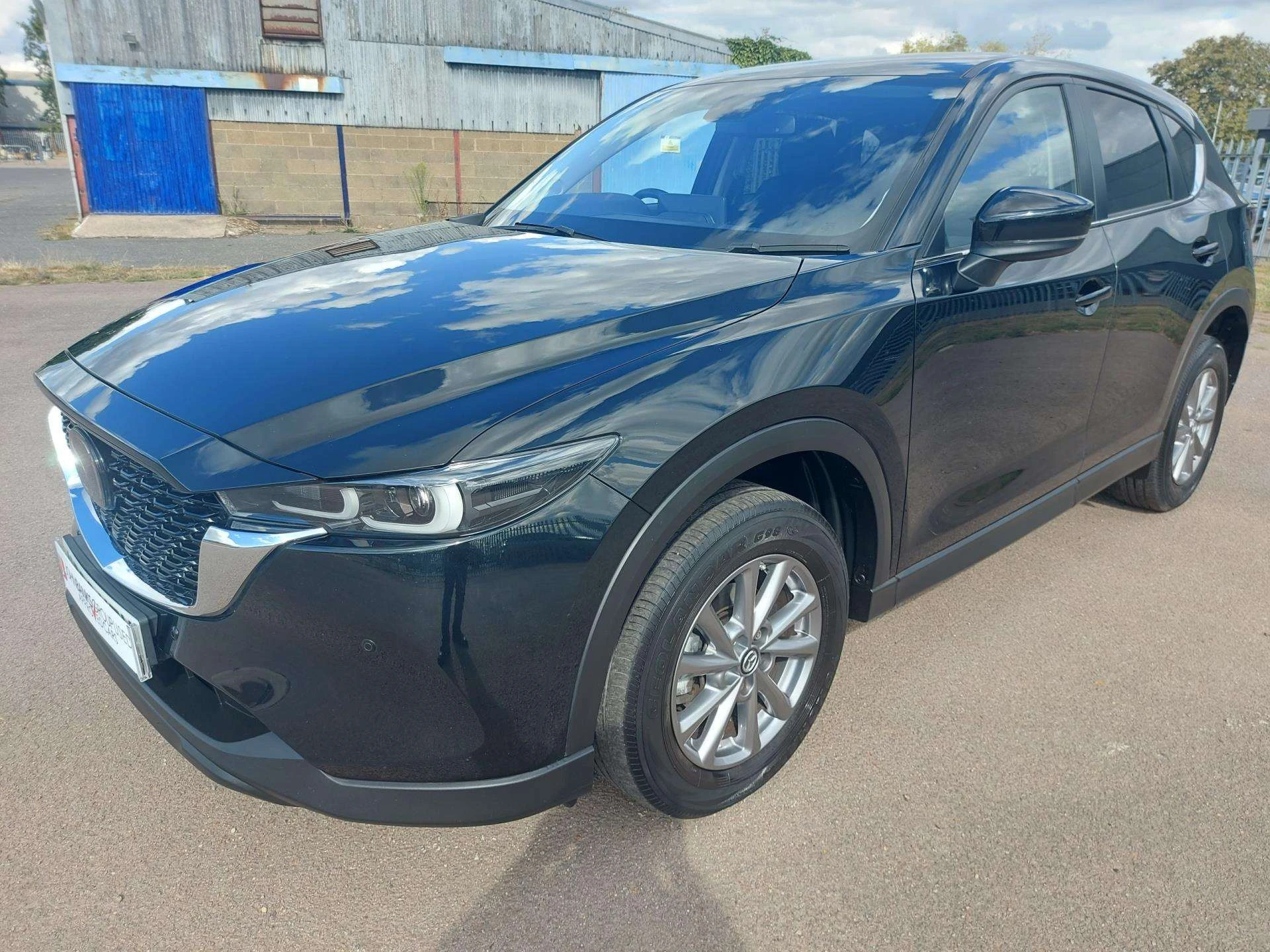 Vehicle image 3