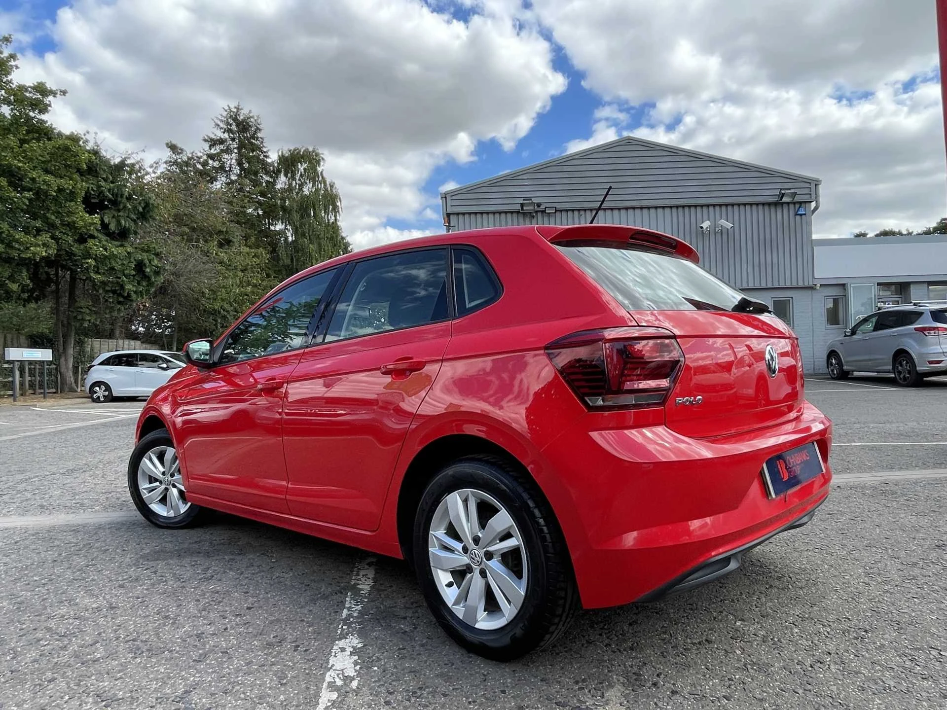 Vehicle image 3