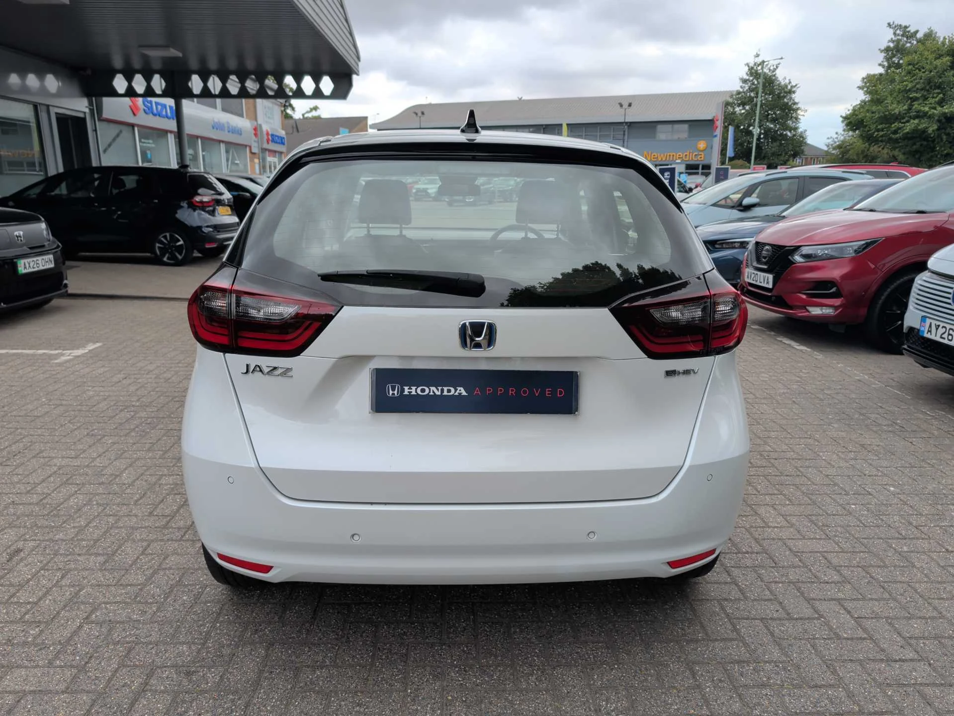 Vehicle image 7