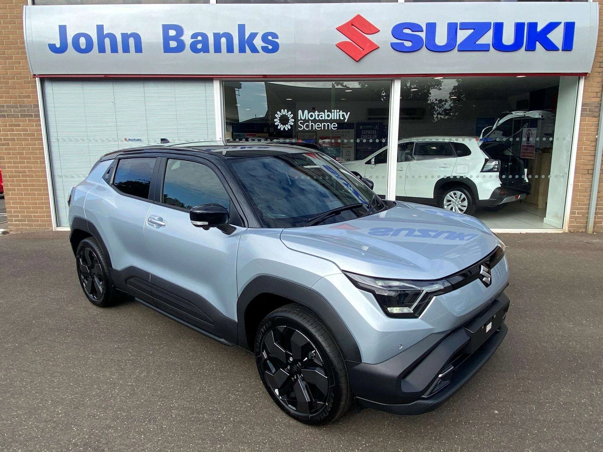 Vehicle image 3