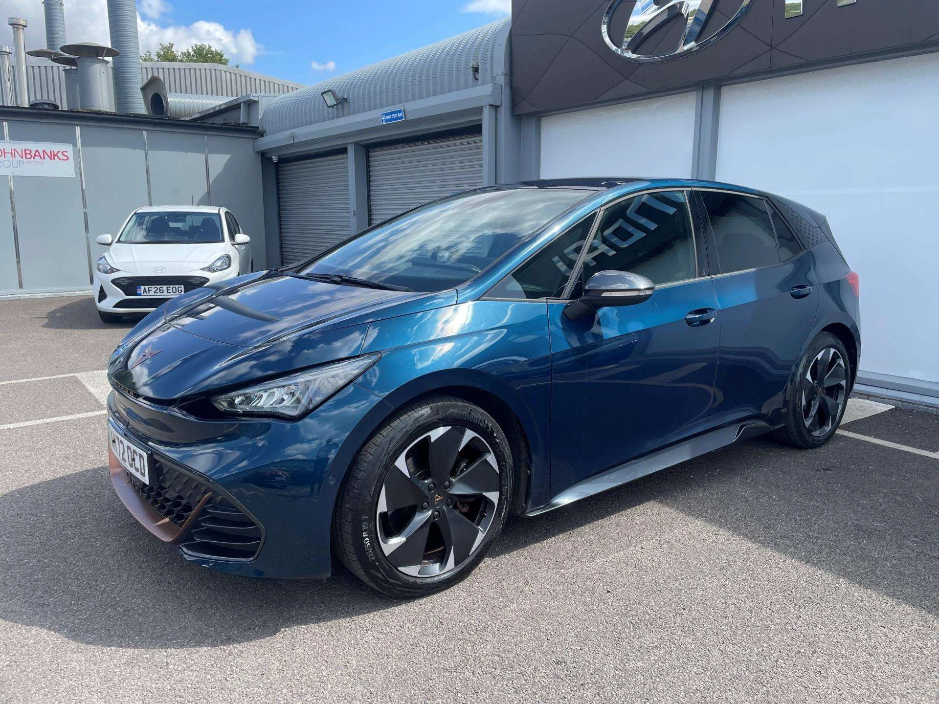 Vehicle image 6
