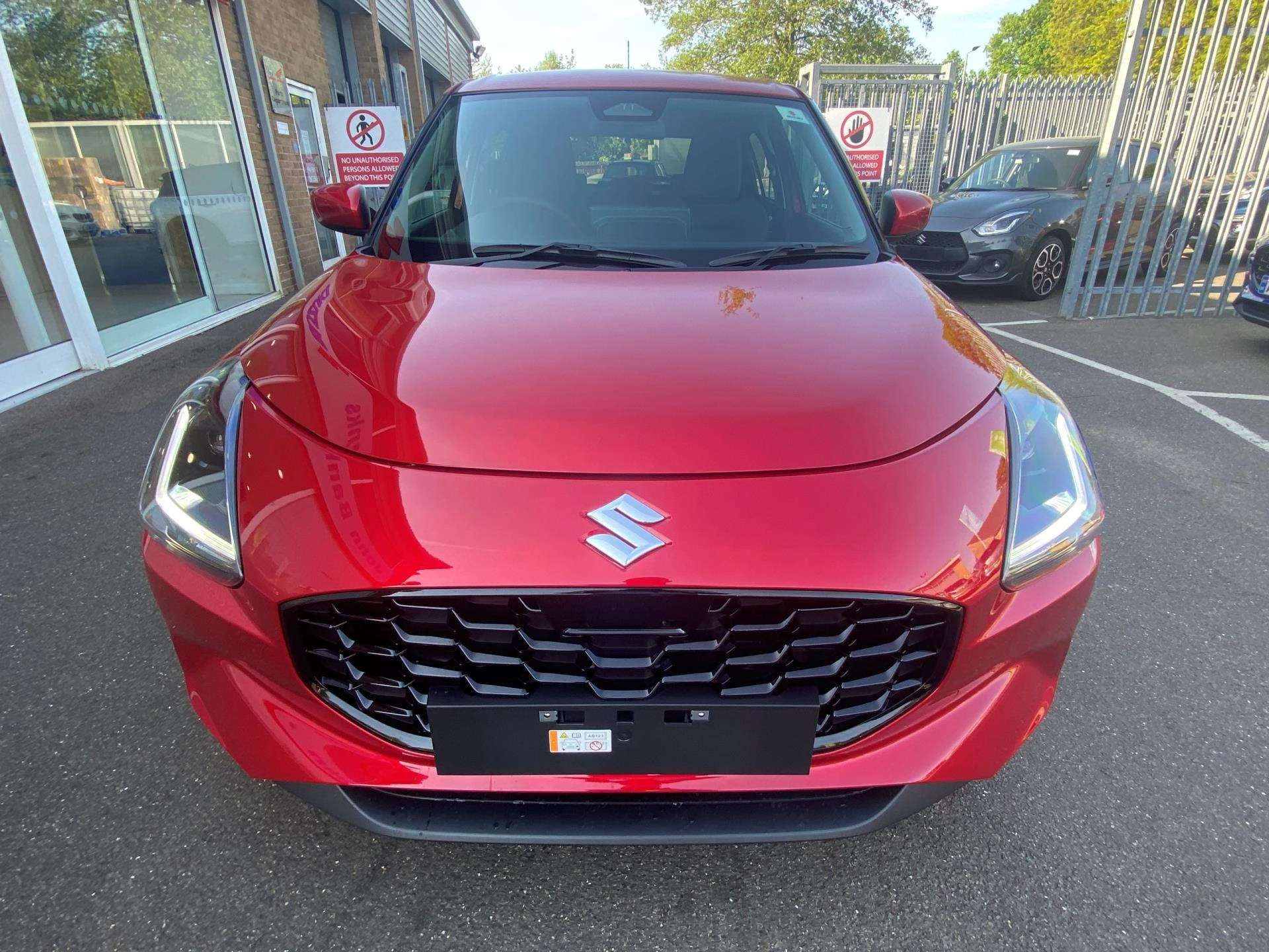Vehicle image 4
