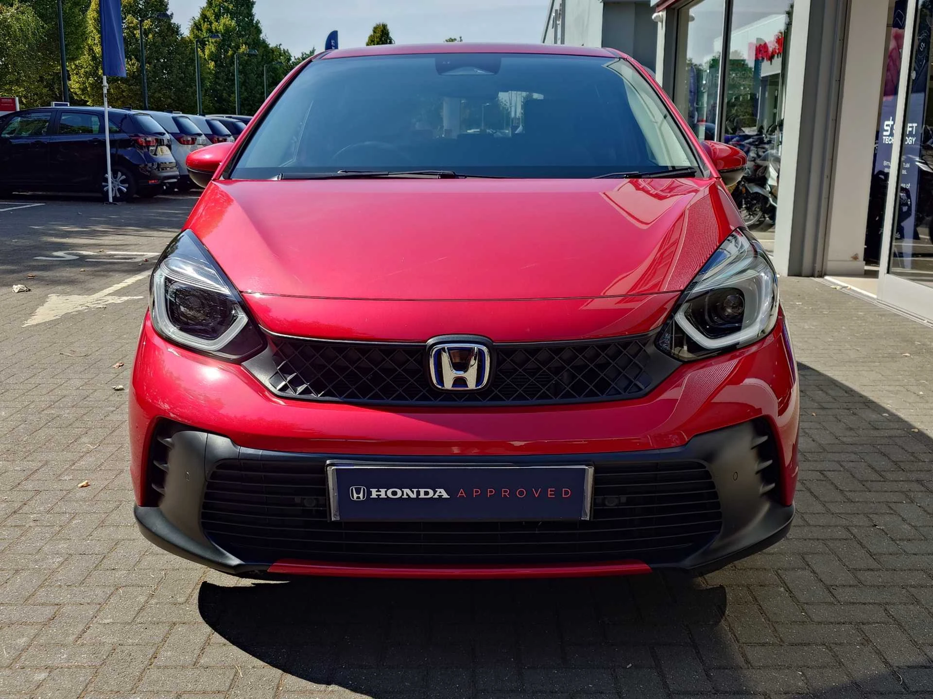 Vehicle image 6
