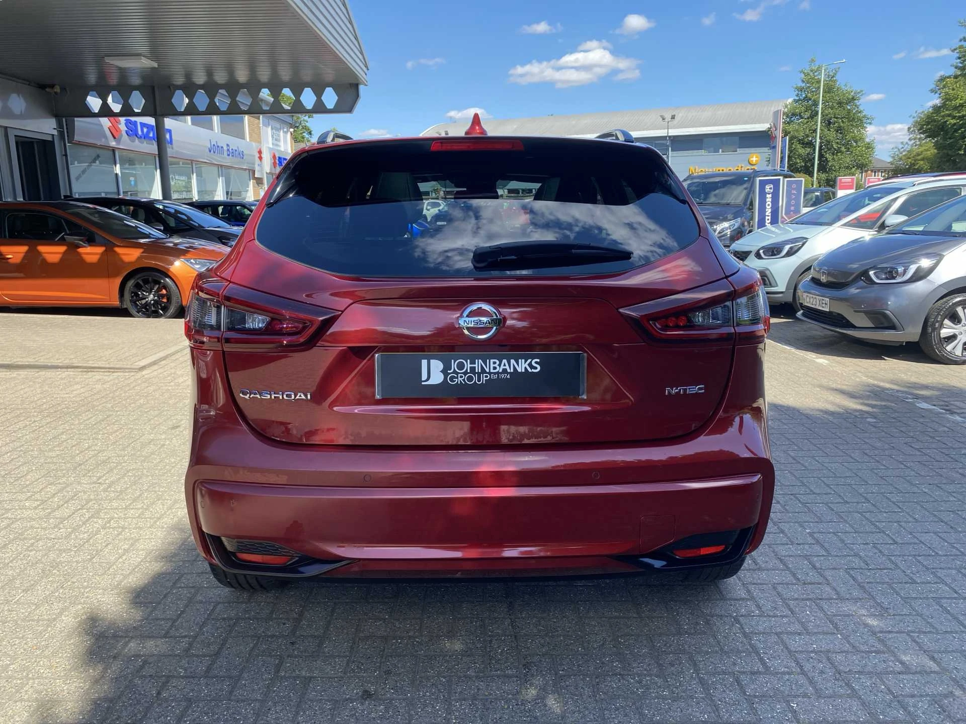 Vehicle image 6