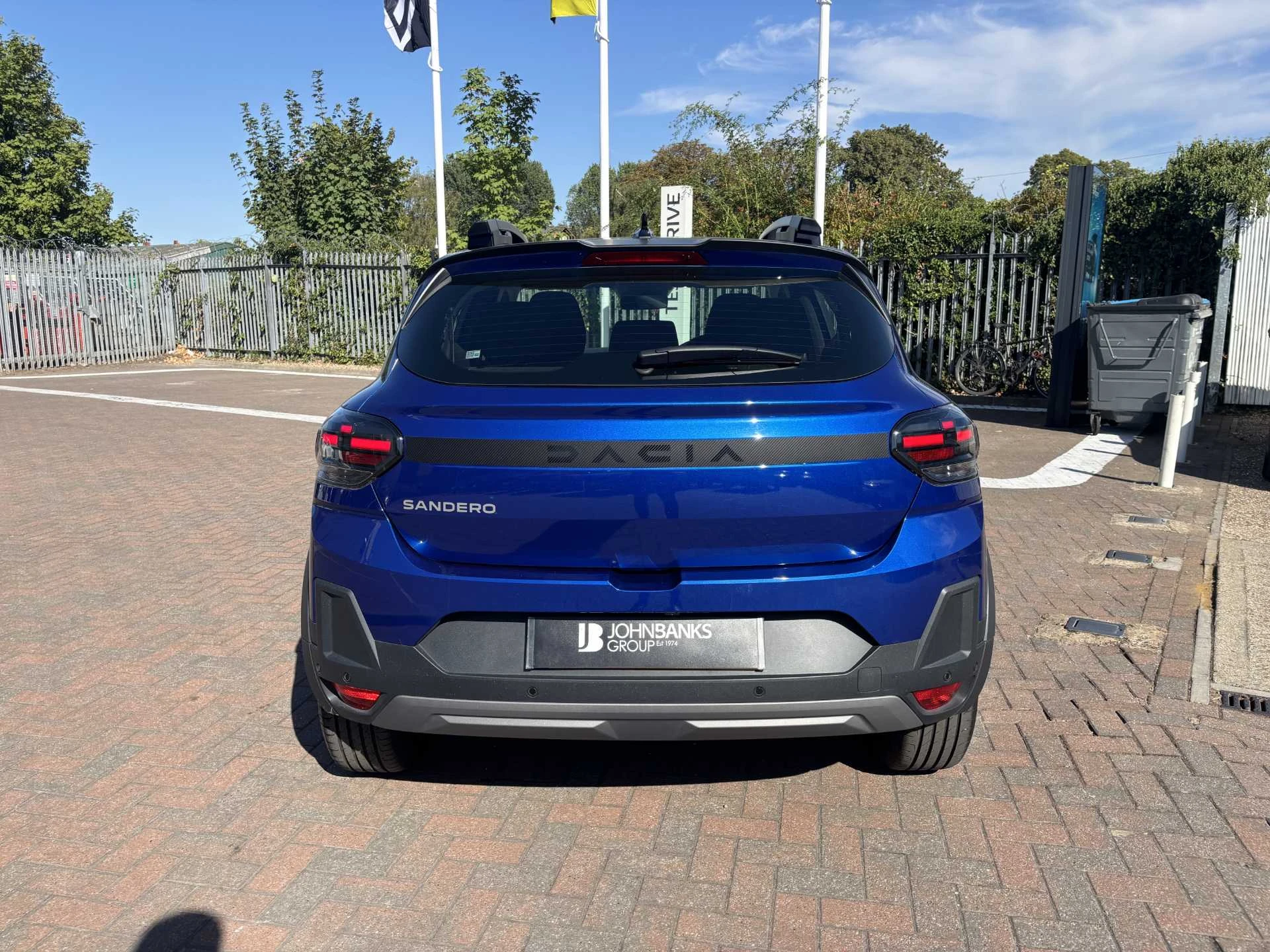 Vehicle image 3