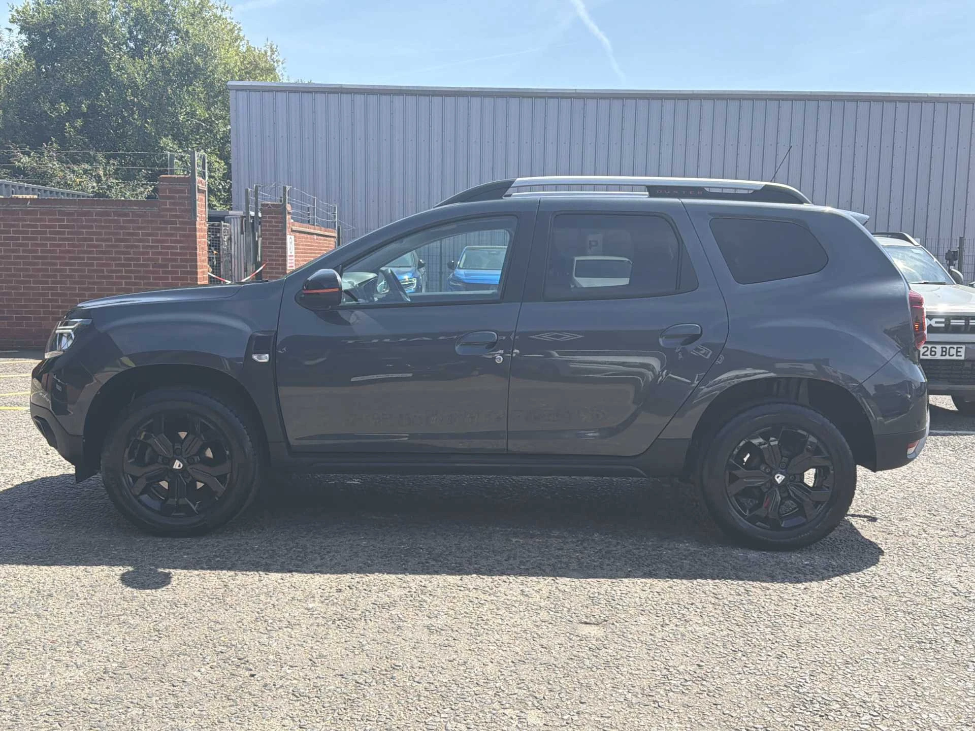 Vehicle image 7