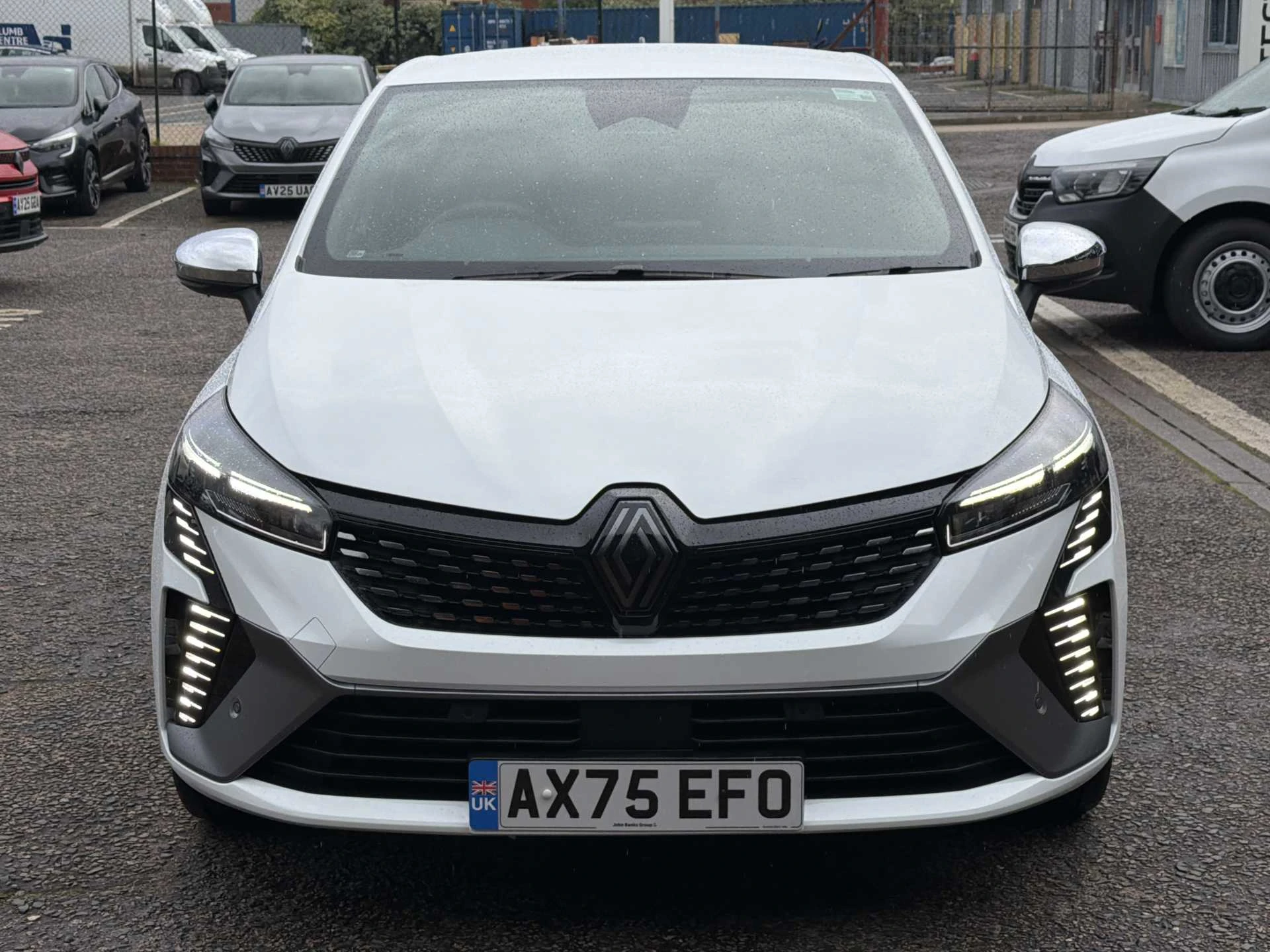 Vehicle image 6