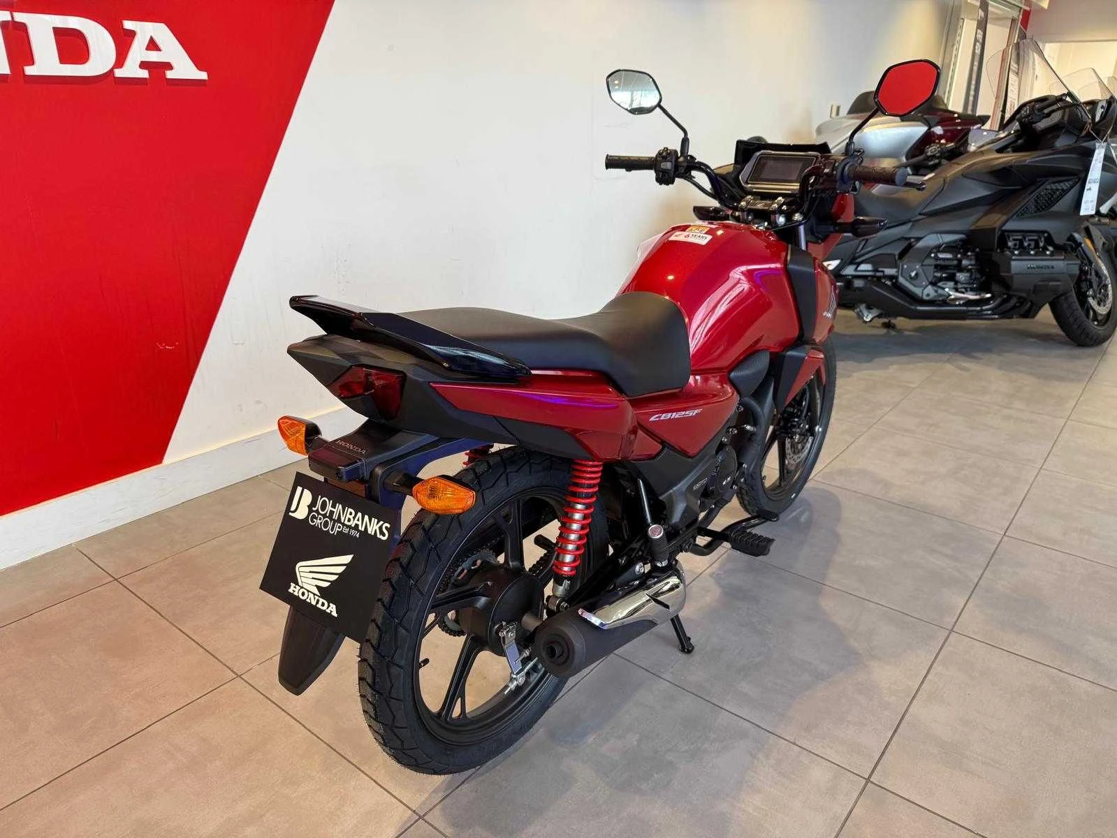 Vehicle image 3