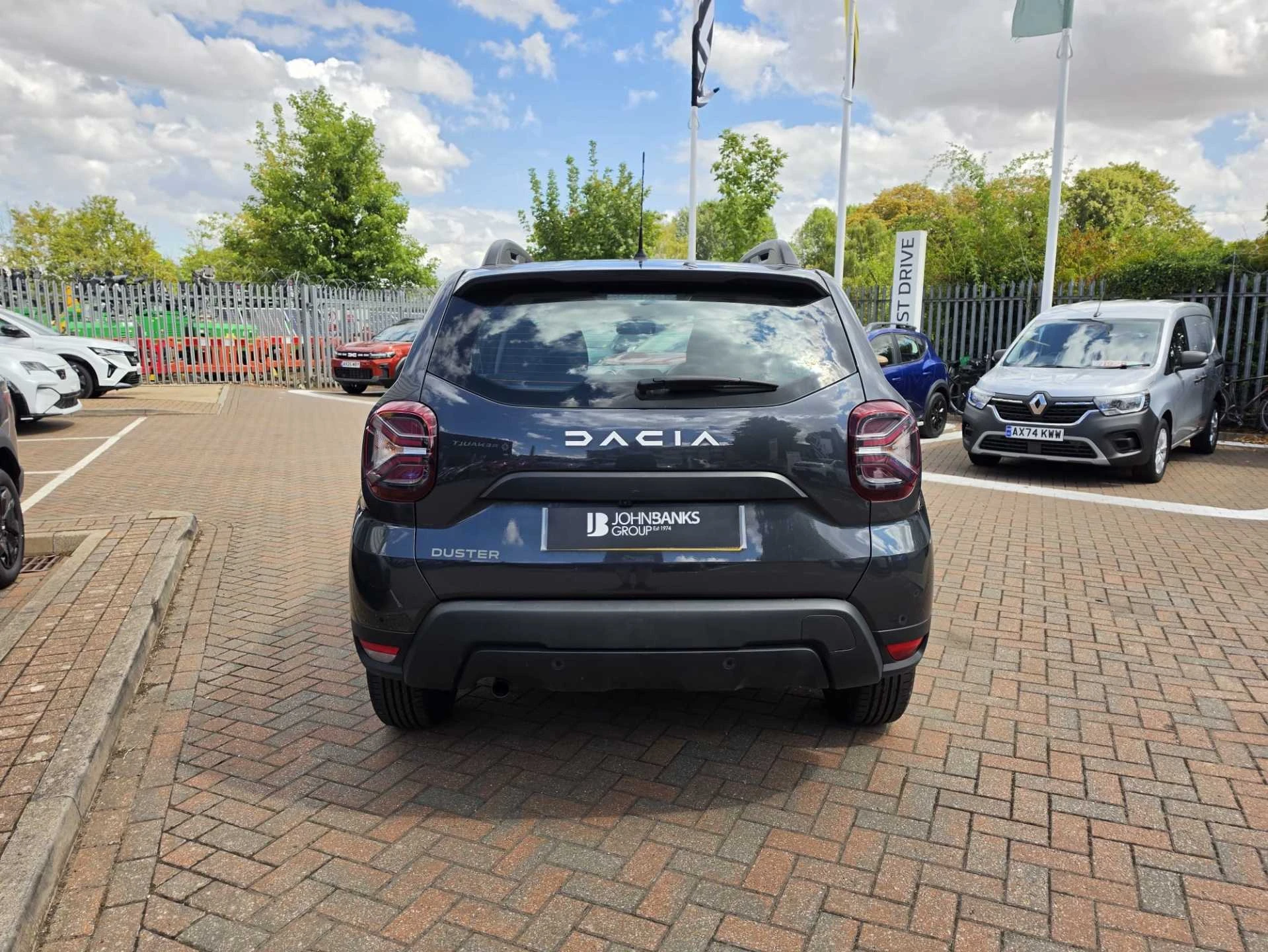 Vehicle image 3
