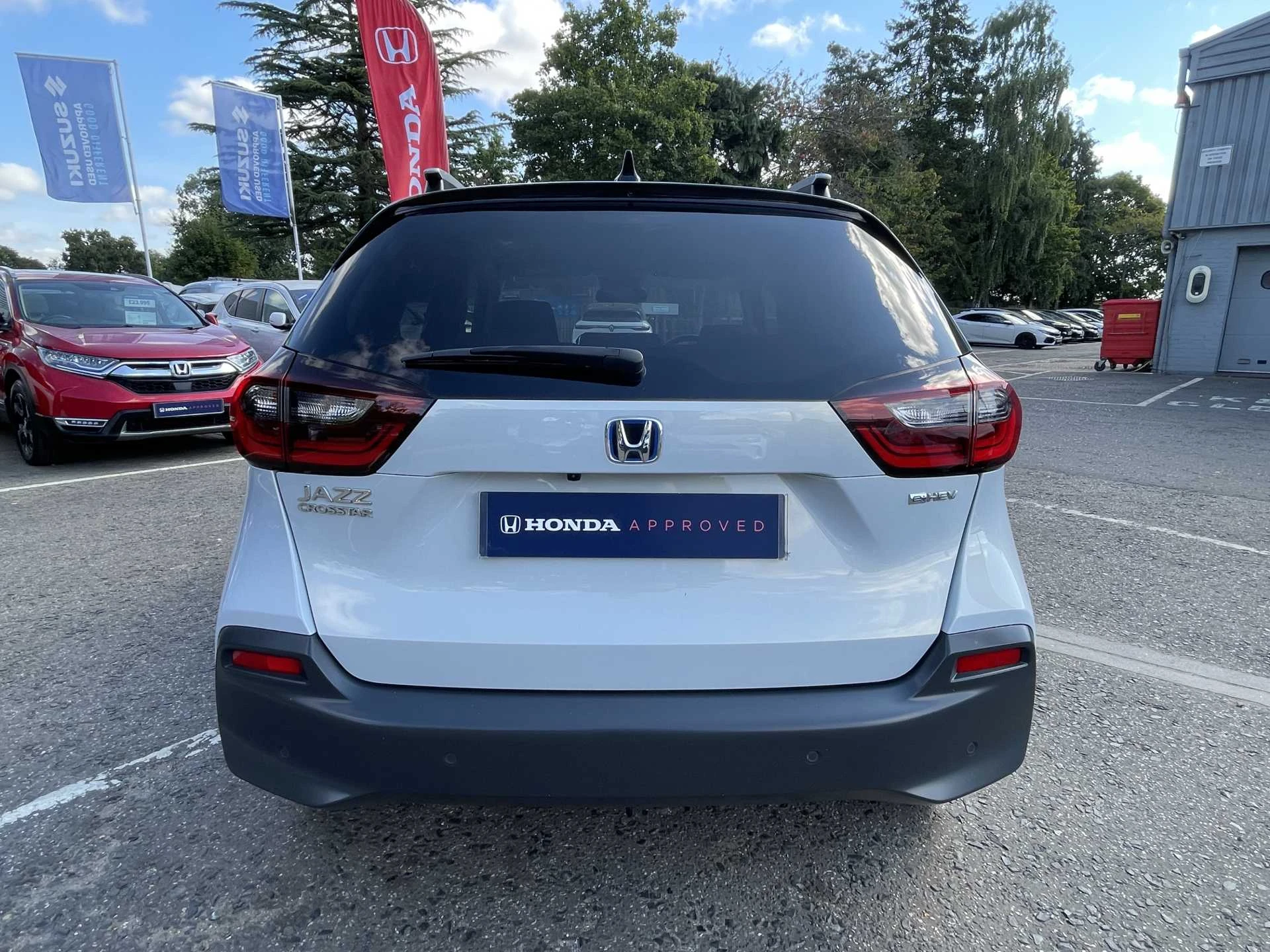 Vehicle image 7