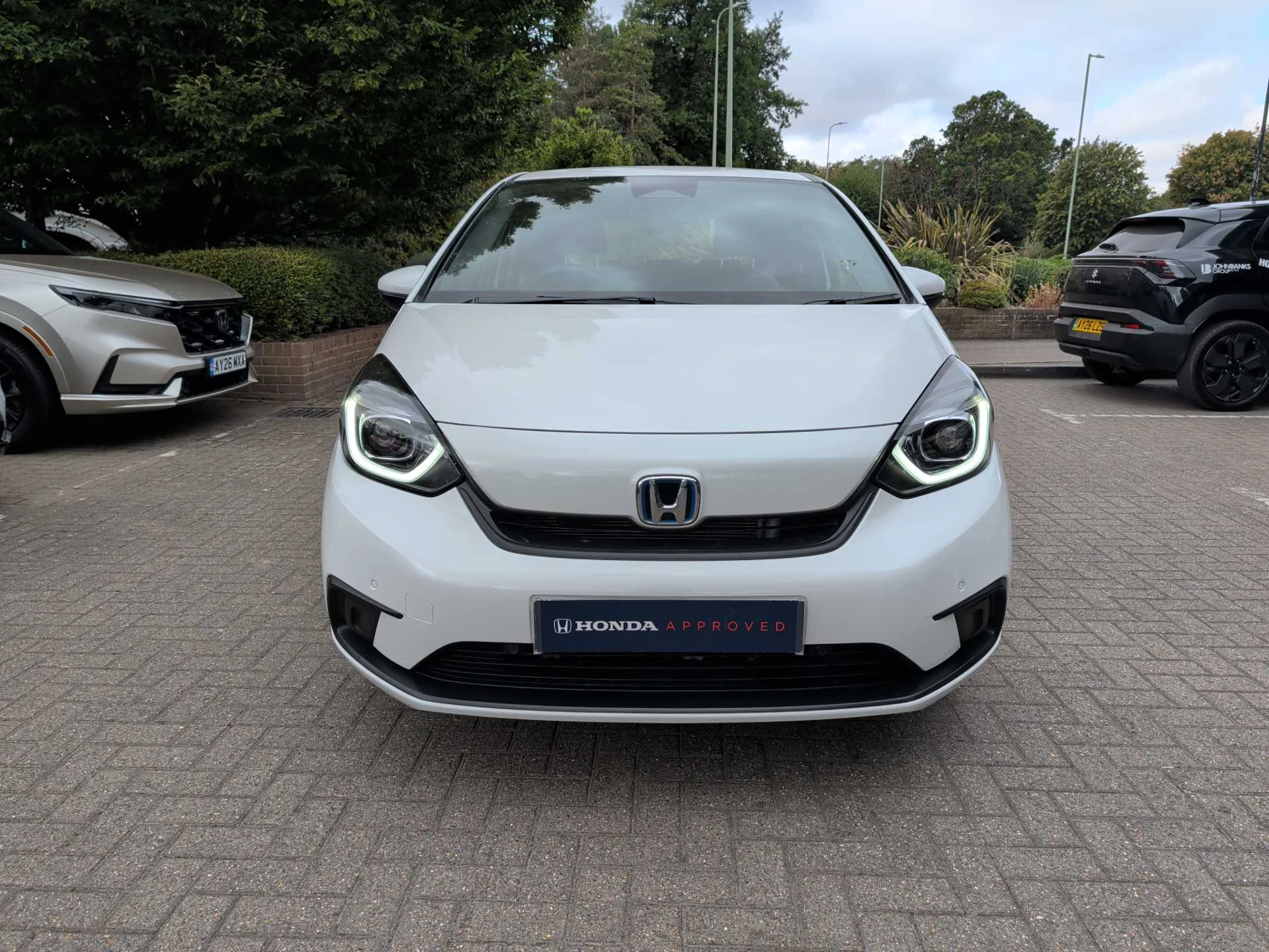 Vehicle image 6
