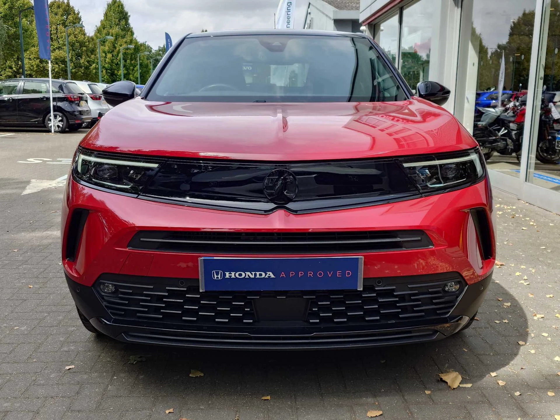 Vehicle image 6