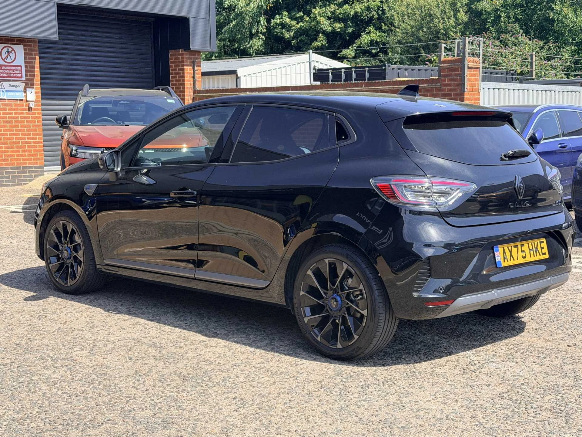 Vehicle image 3