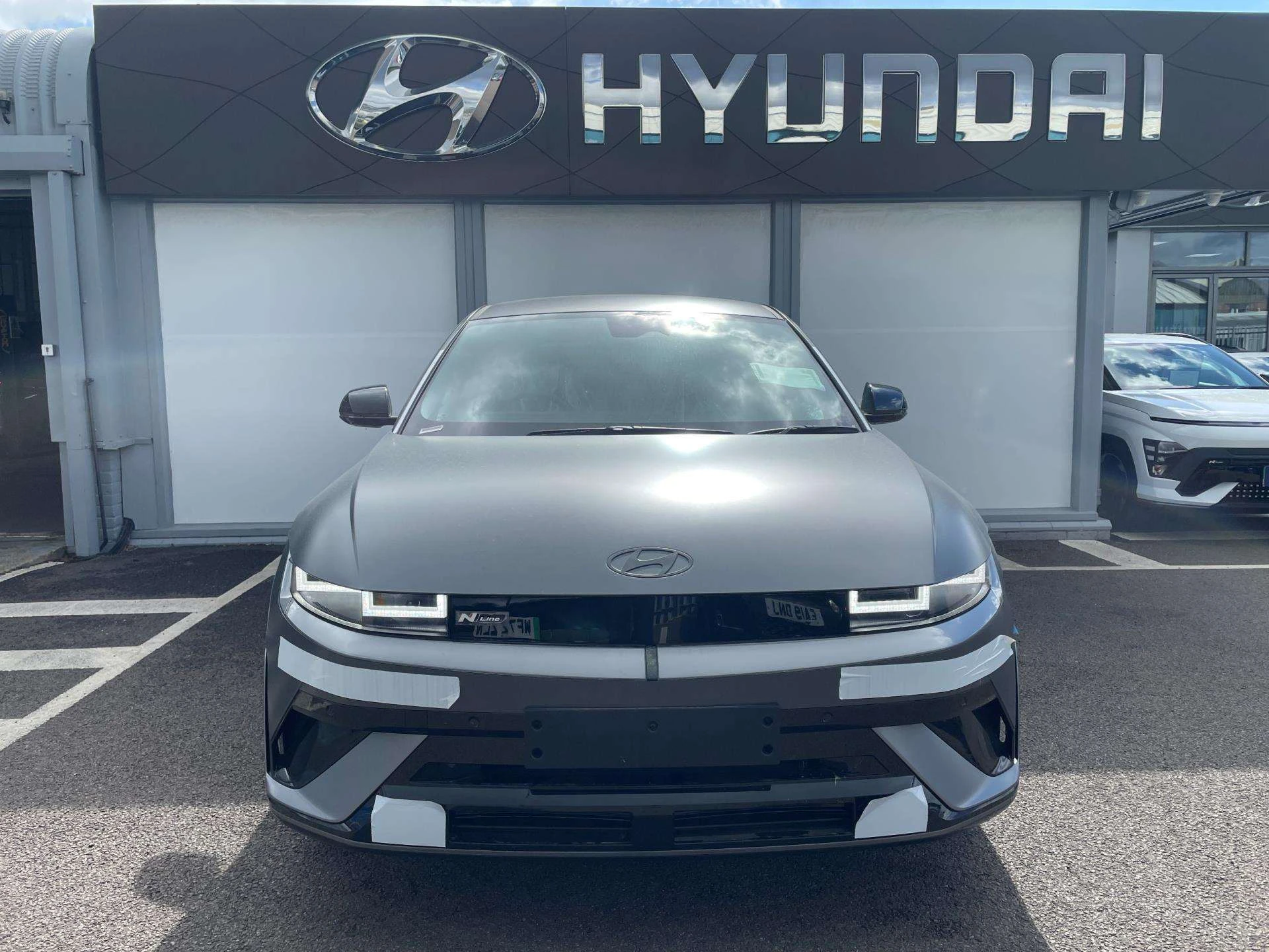 Vehicle image 4