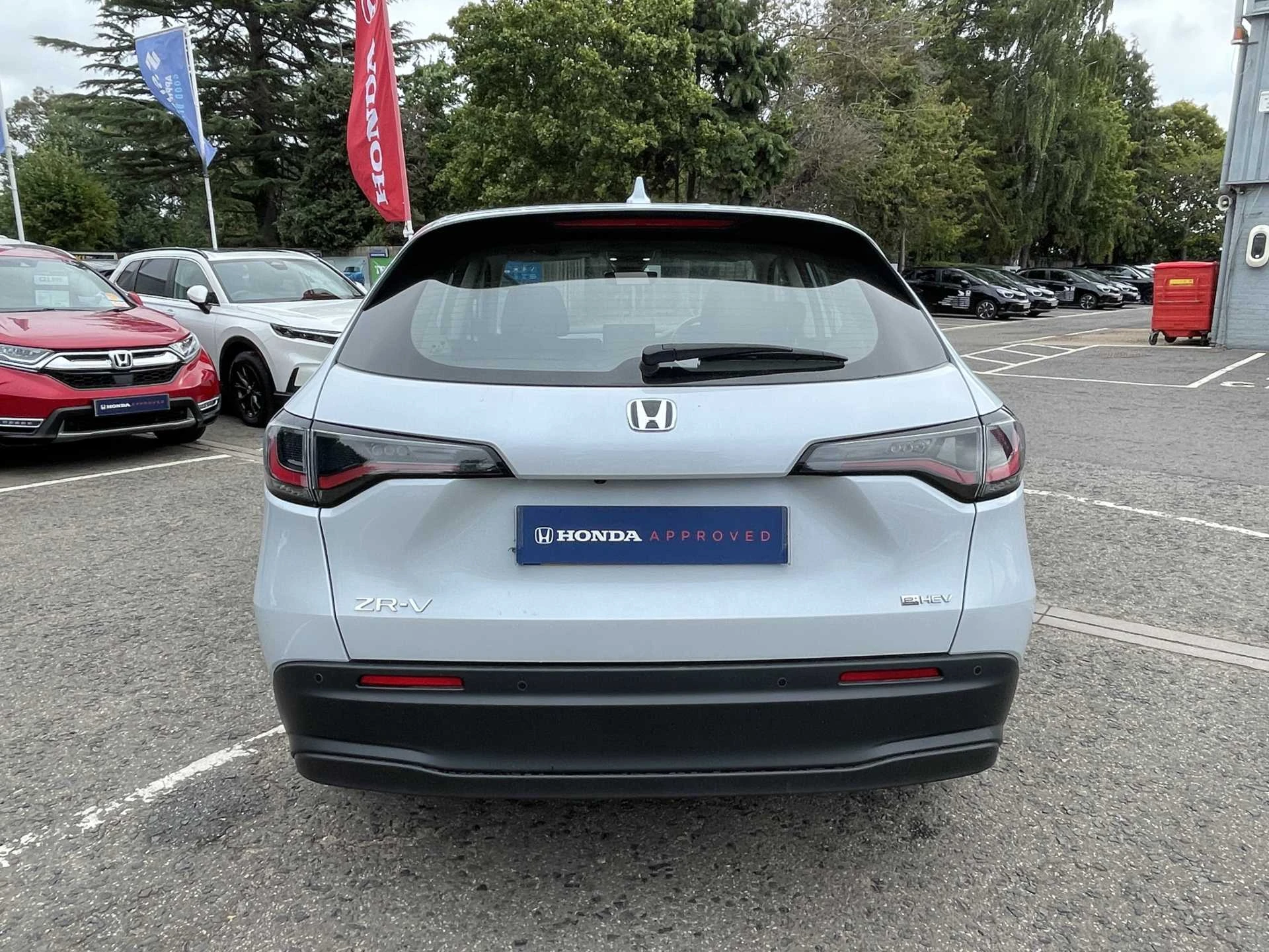 Vehicle image 7