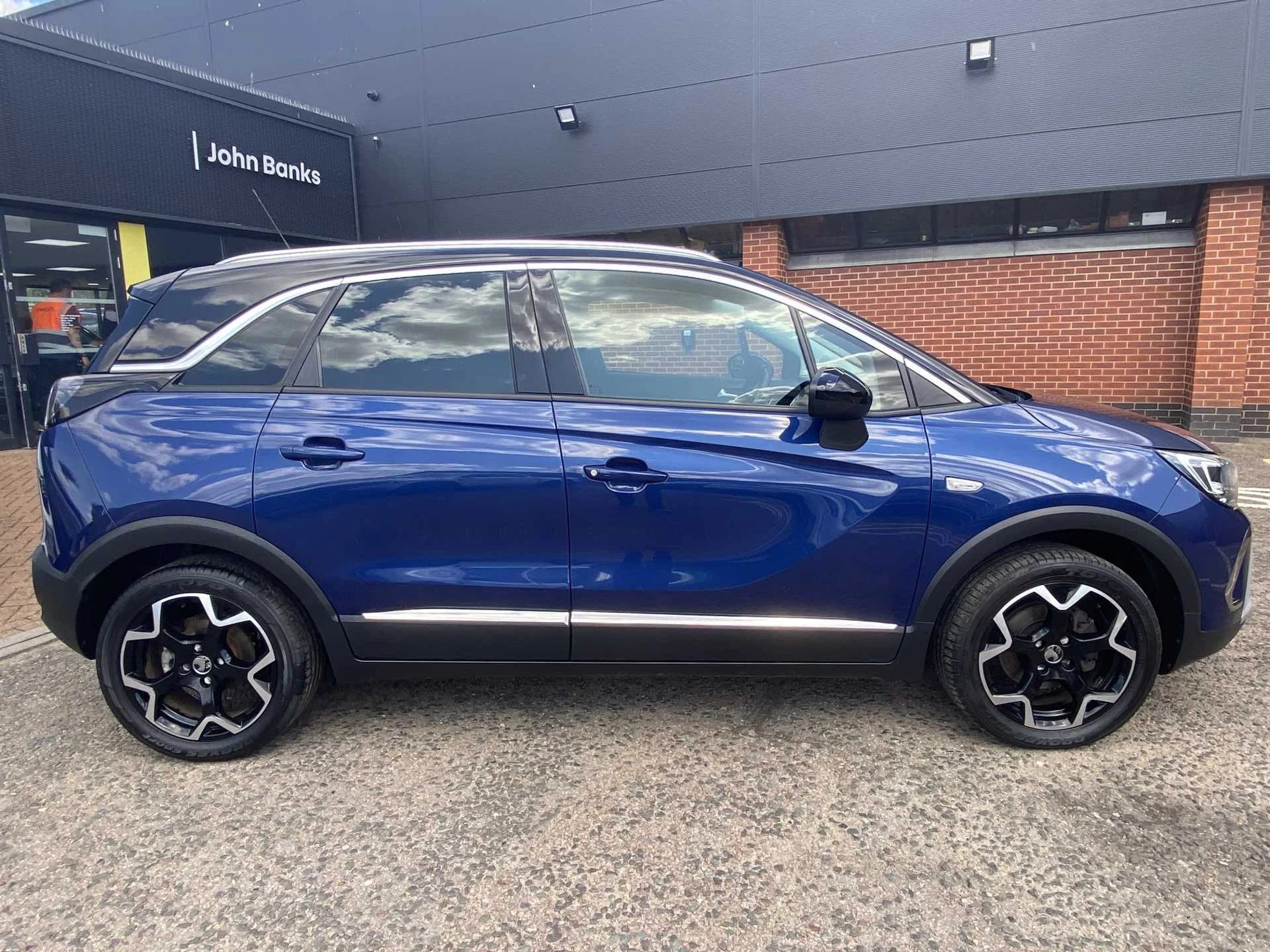 Vehicle image 2