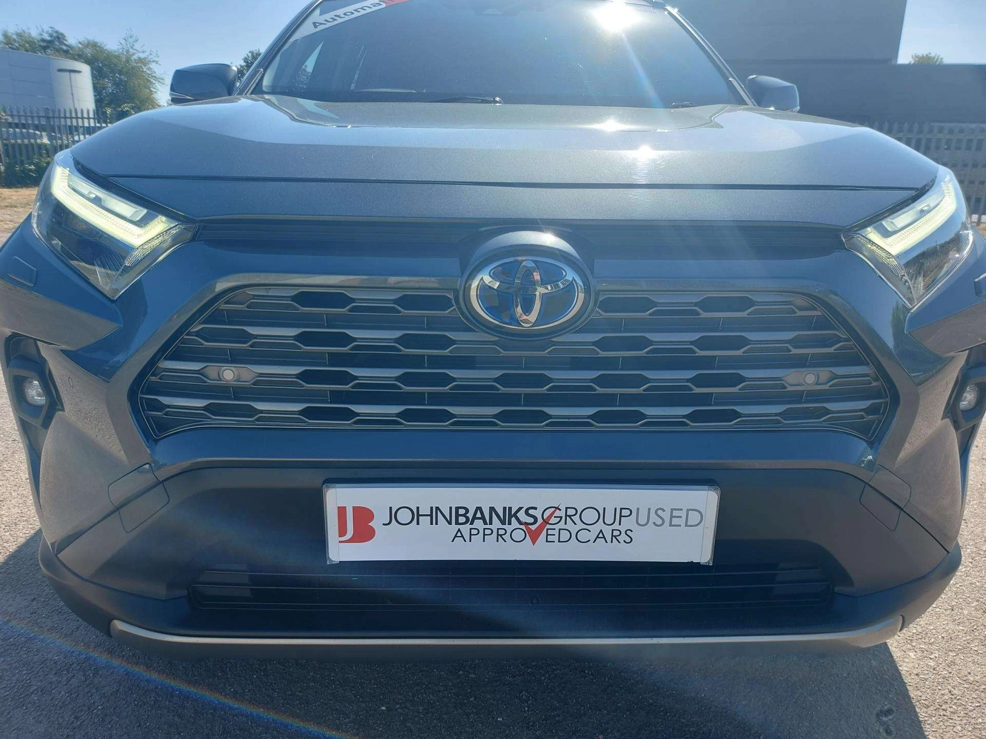 Vehicle image 6