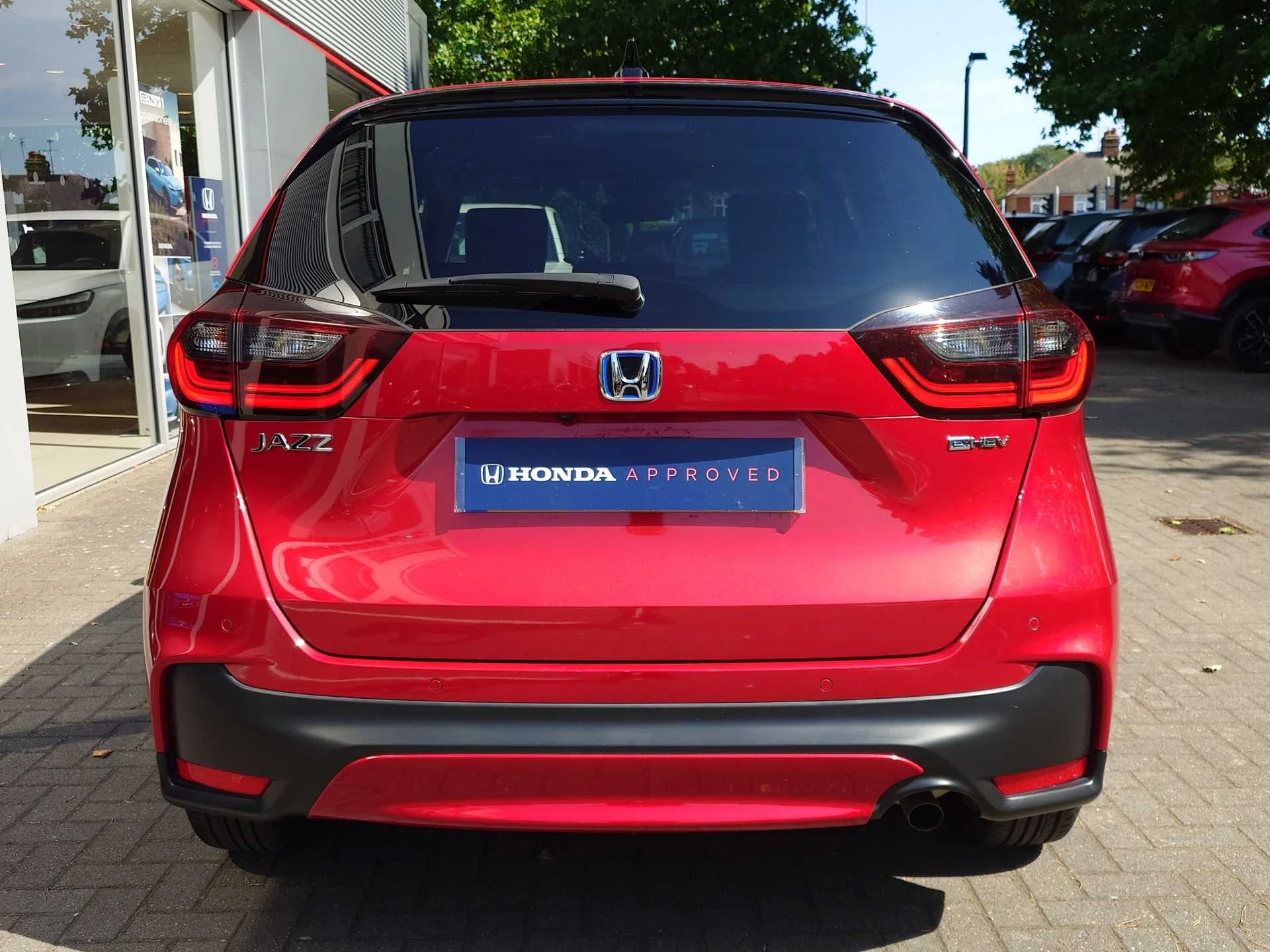 Vehicle image 7