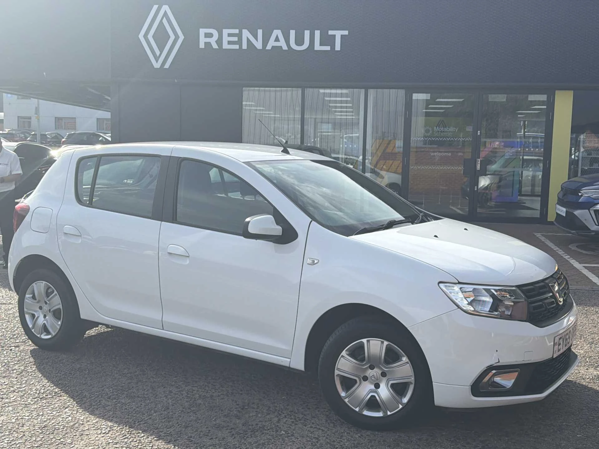 Vehicle image 1
