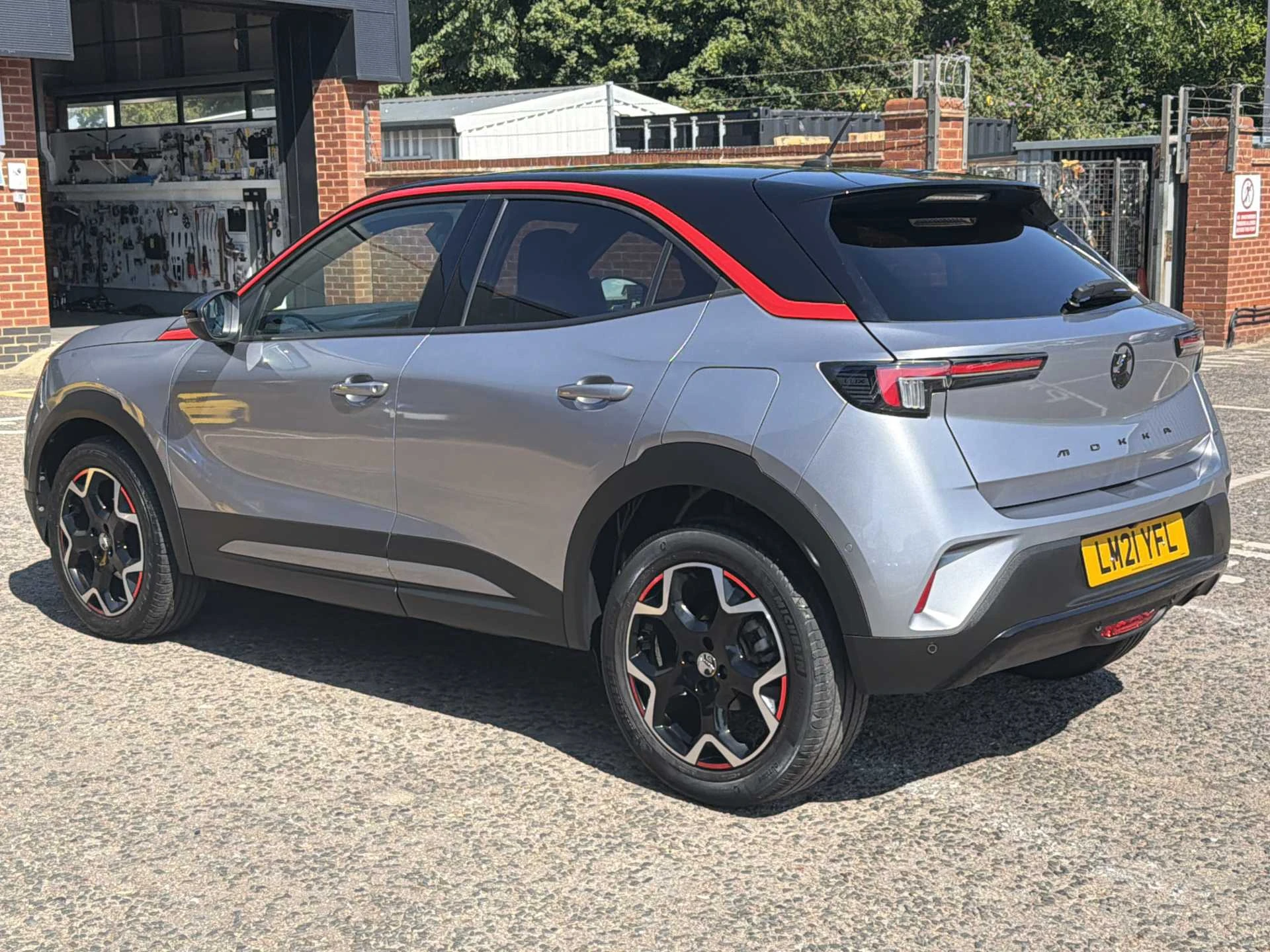 Vehicle image 3