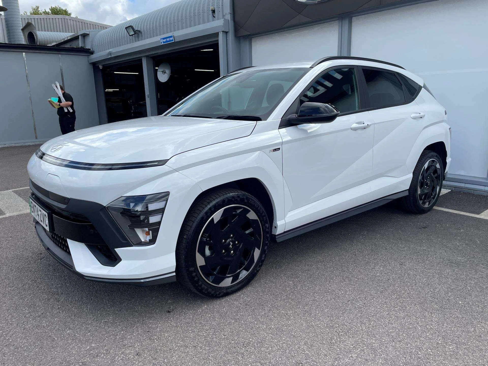 Vehicle image 6