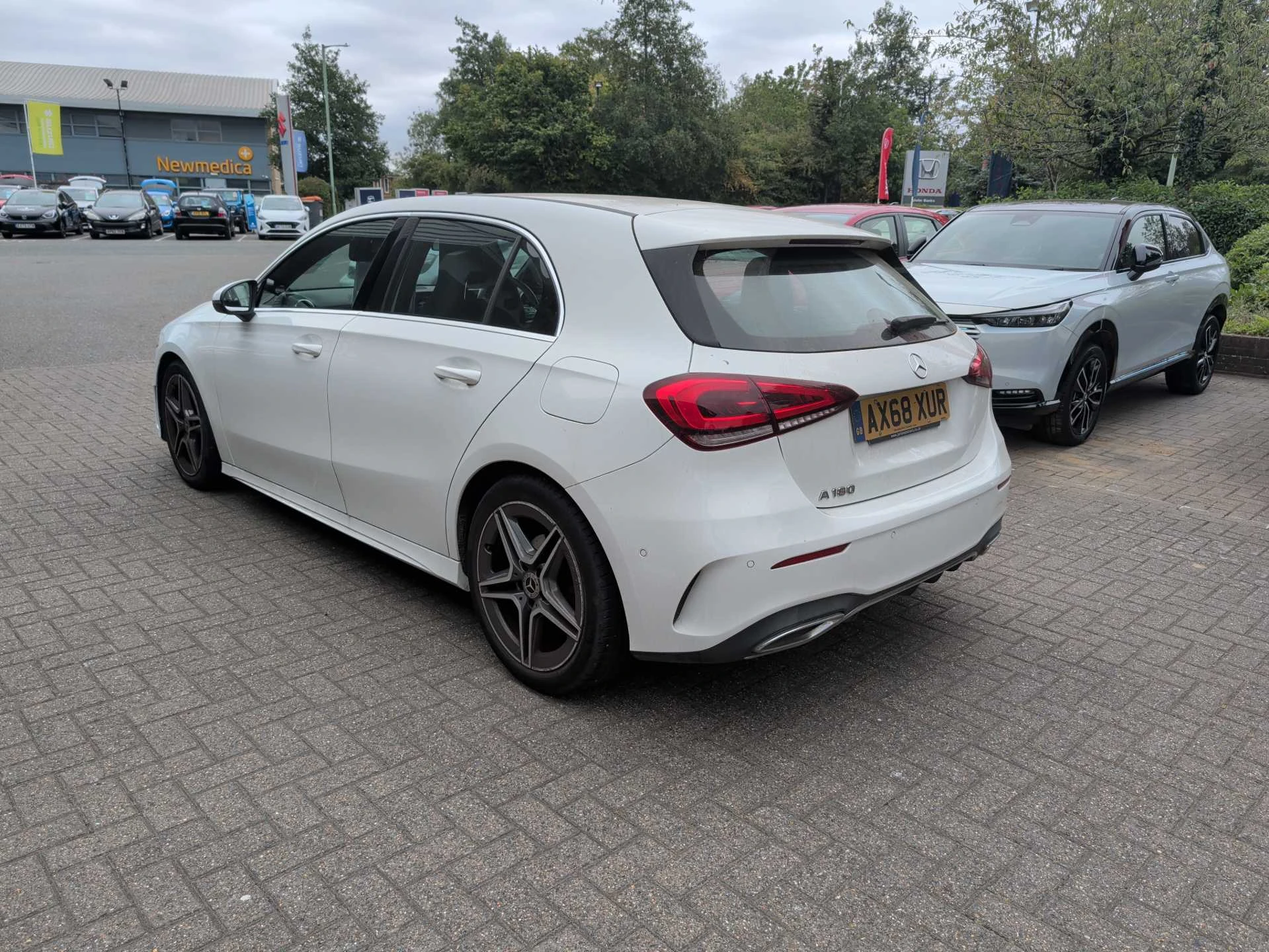 Vehicle image 4