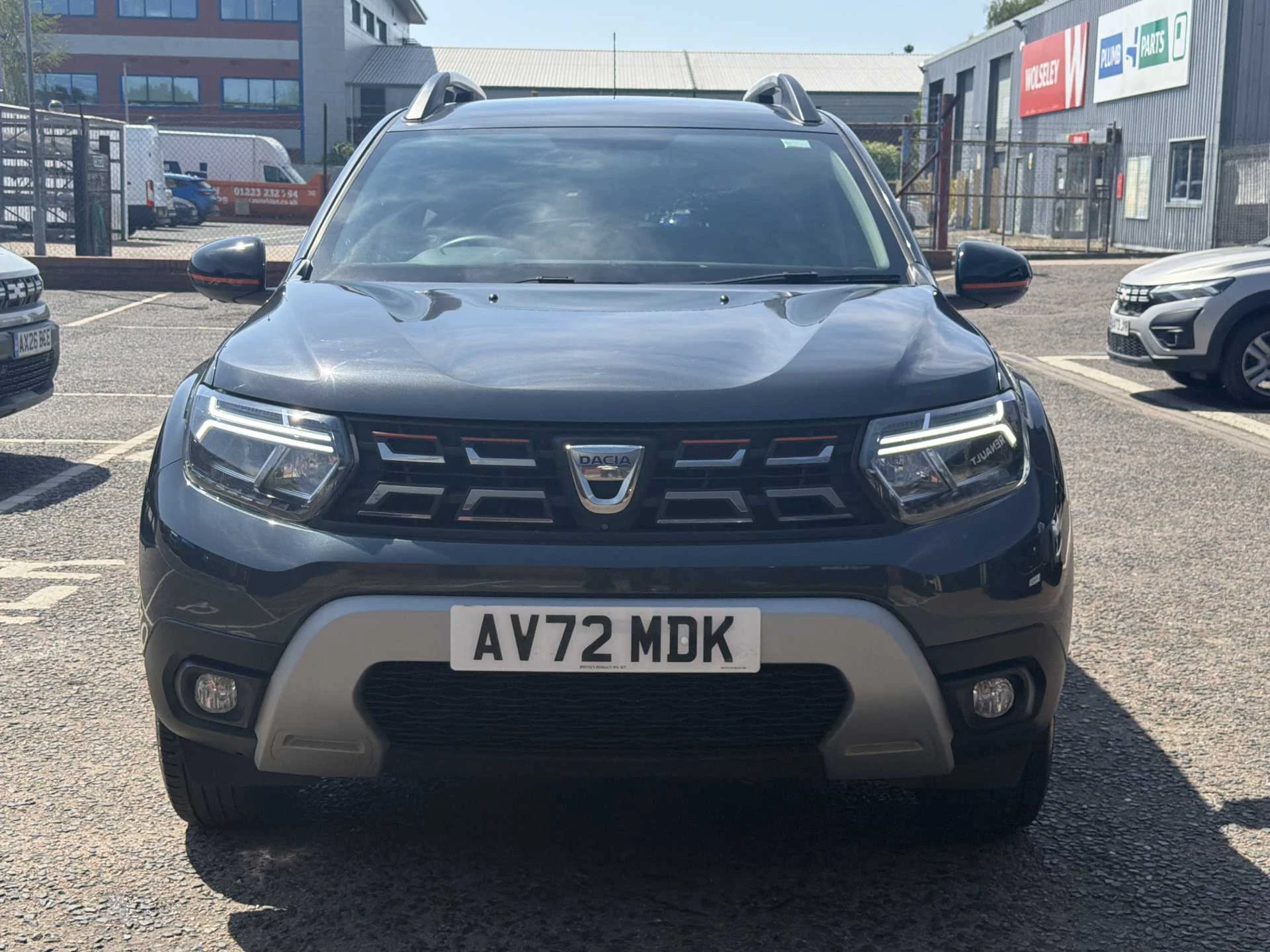 Vehicle image 6