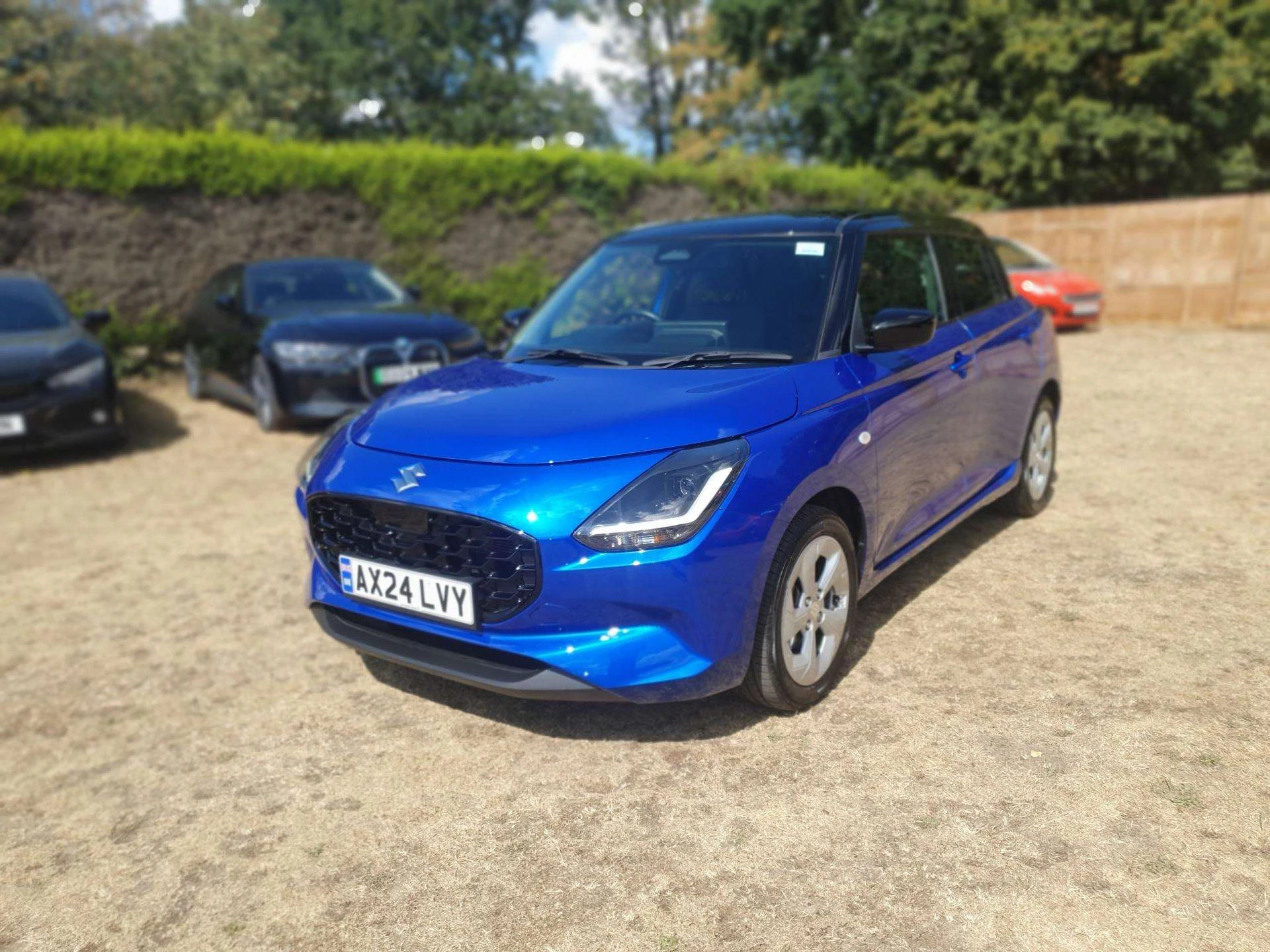 Vehicle image 3