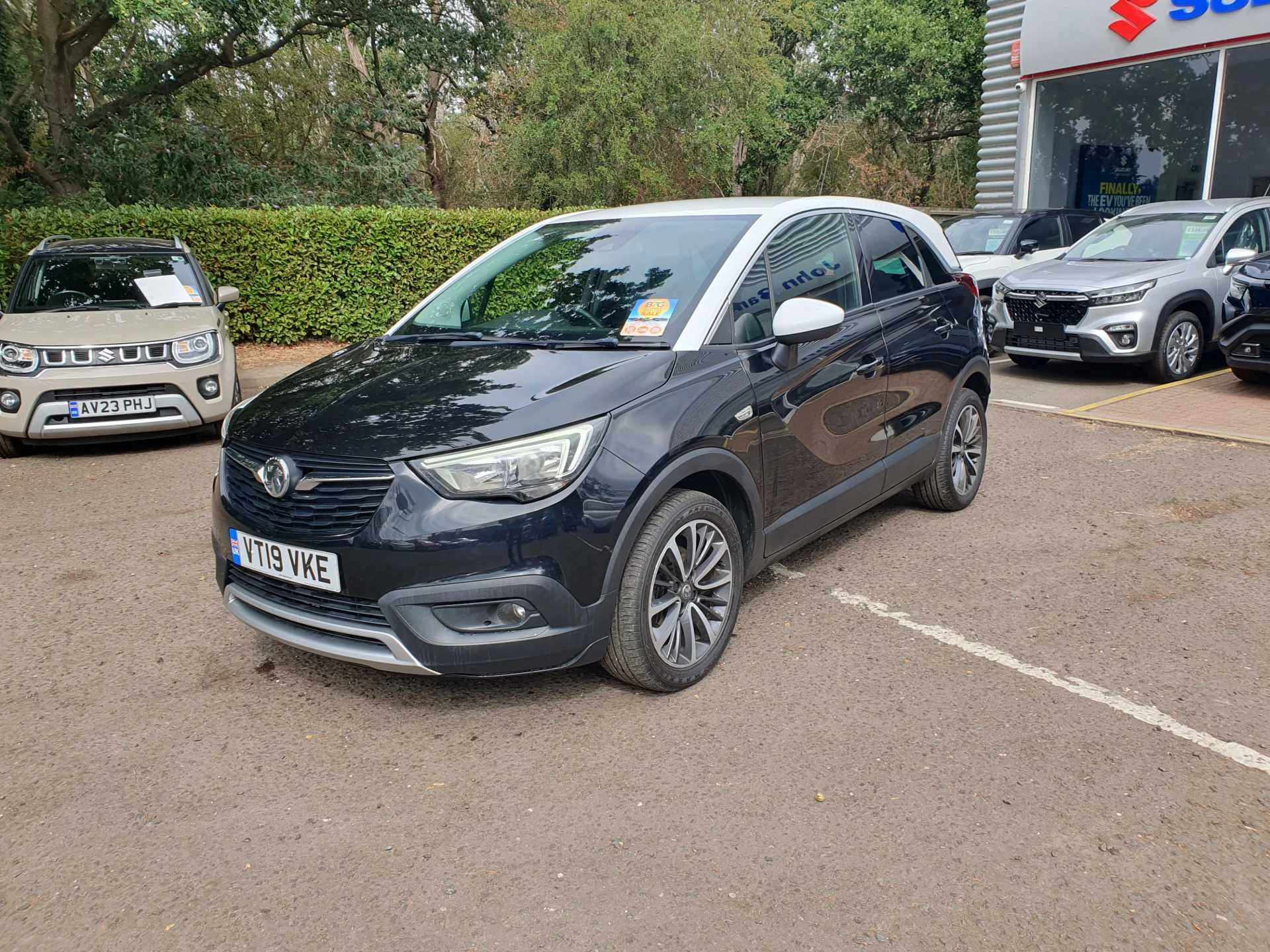 Vehicle image 3