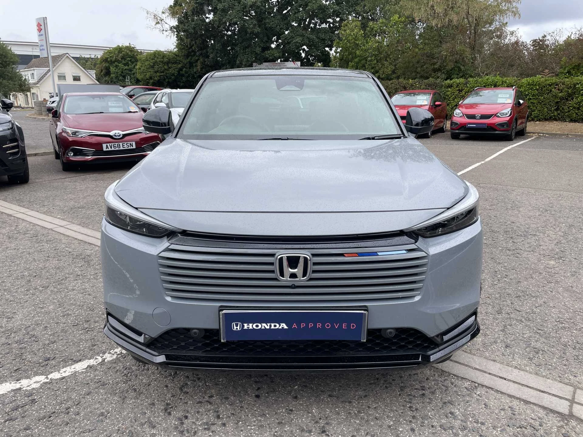 Vehicle image 6