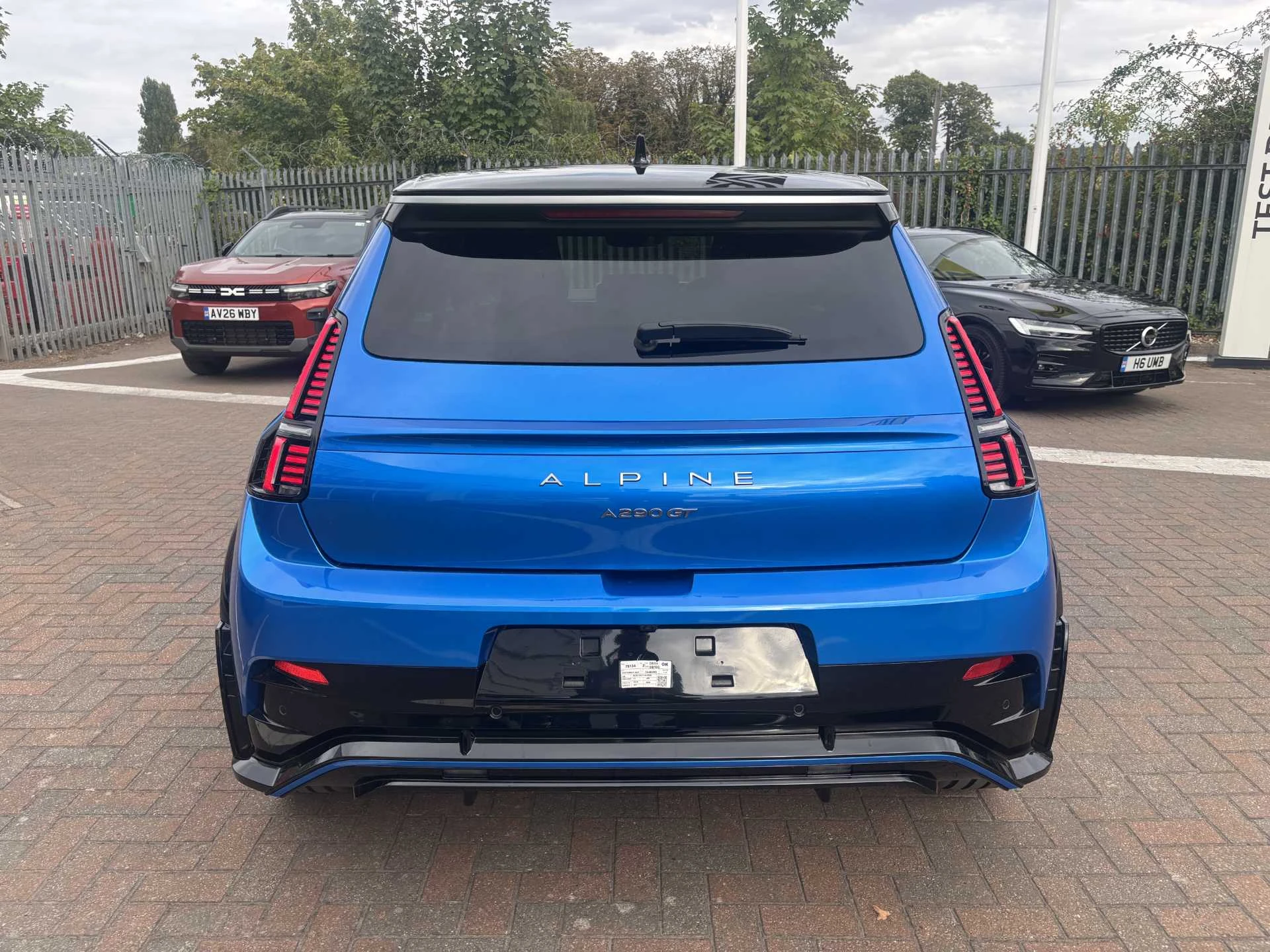 Vehicle image 3