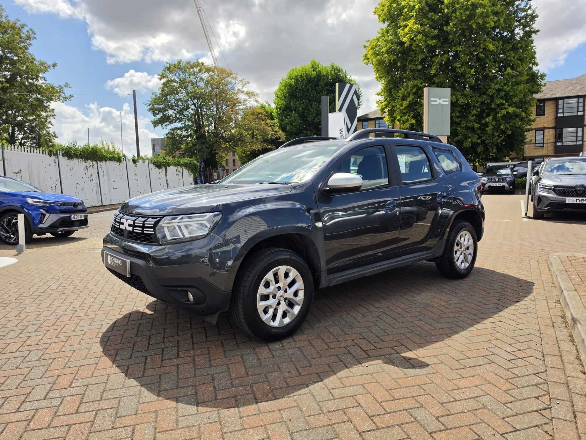 Vehicle image 7