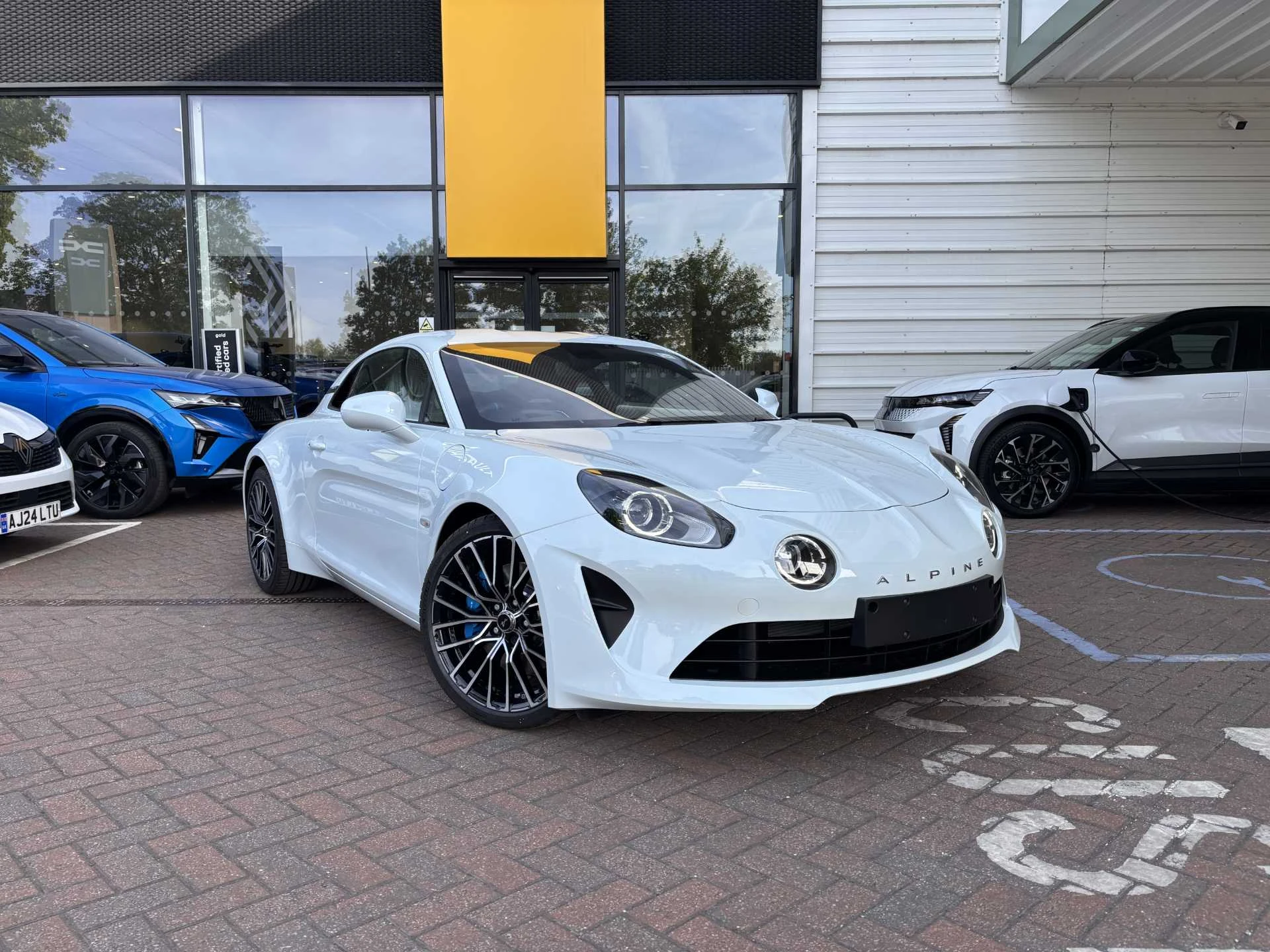 Vehicle image 1