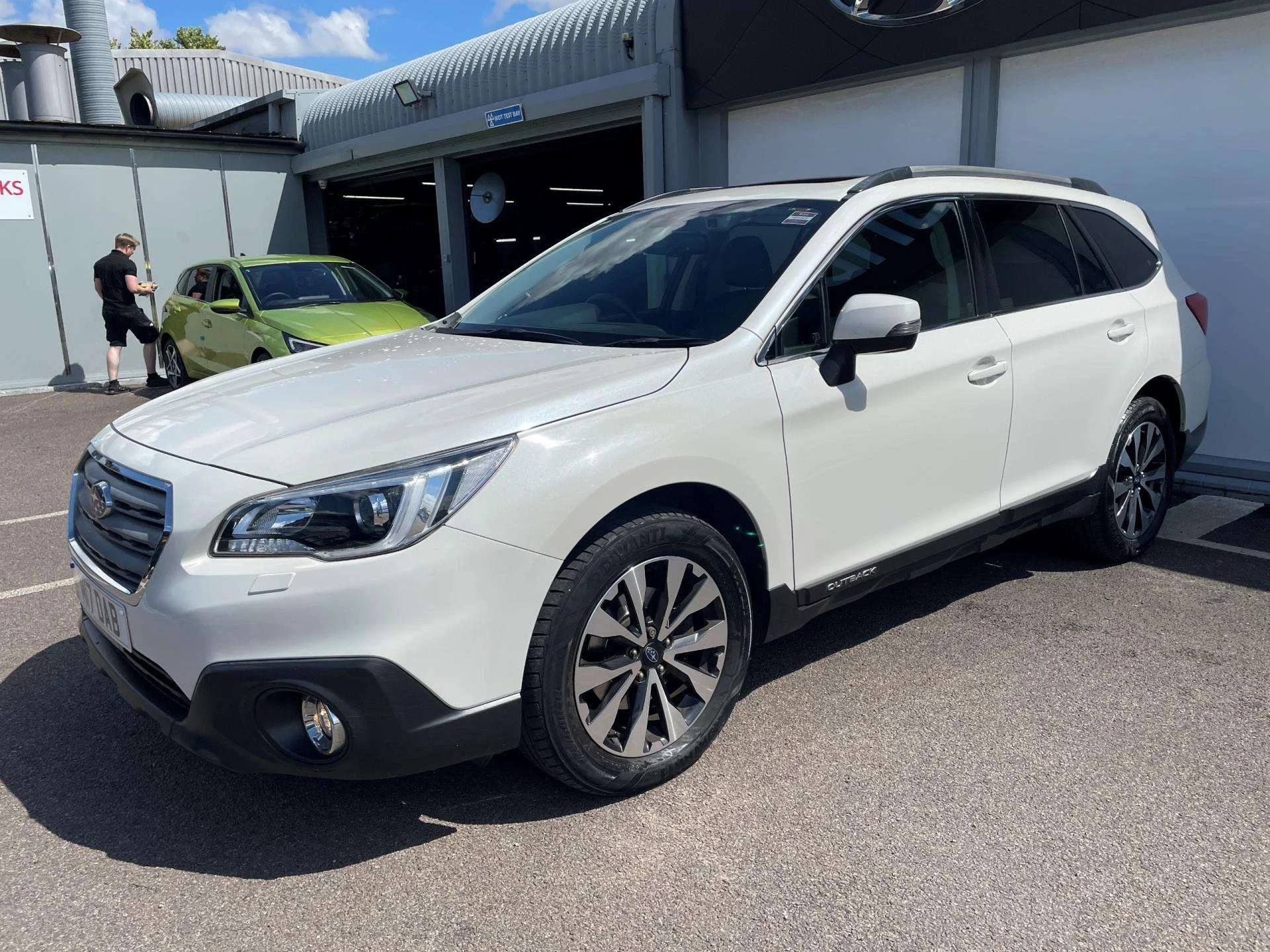 Vehicle image 6
