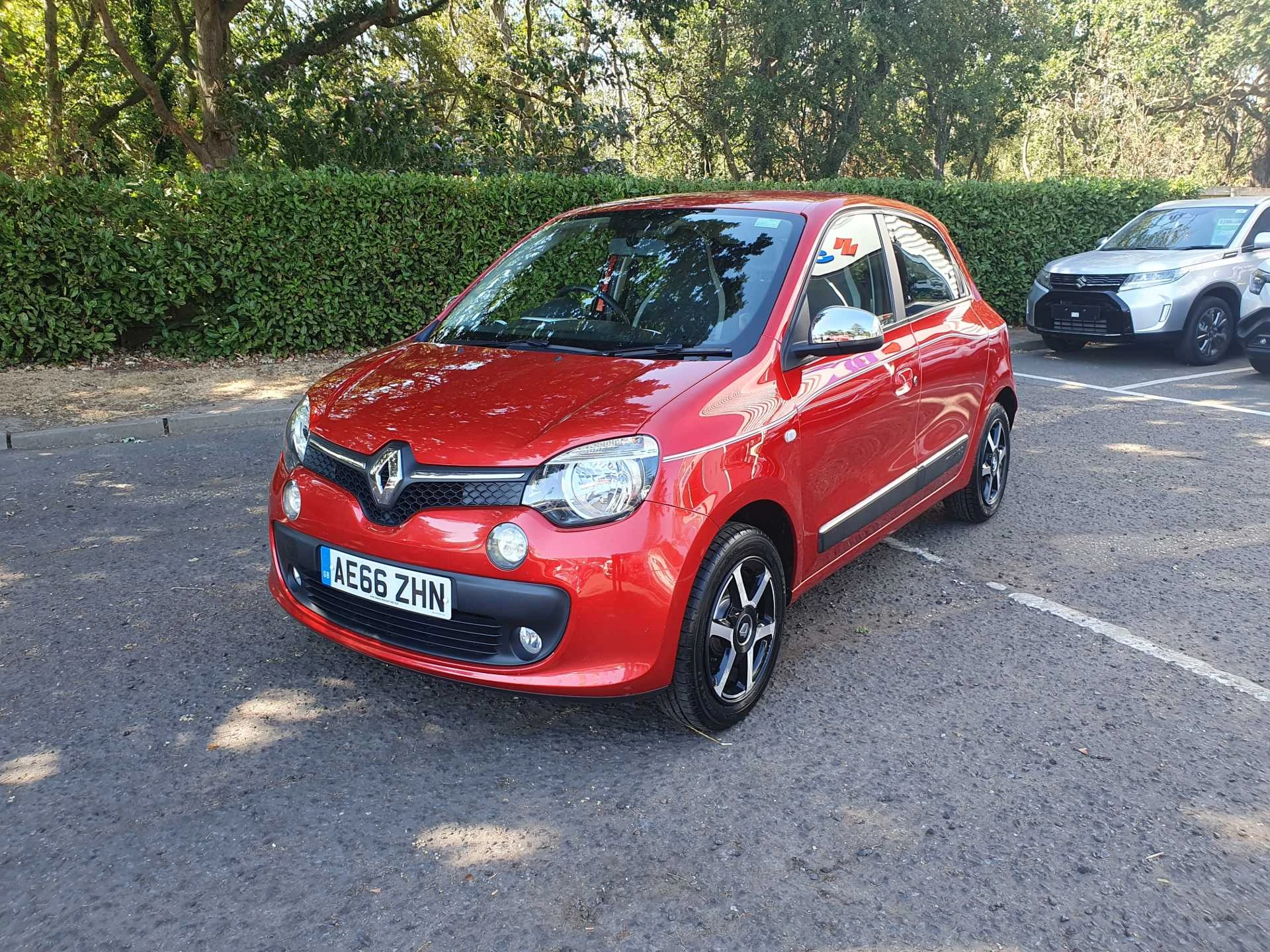 Vehicle image 3