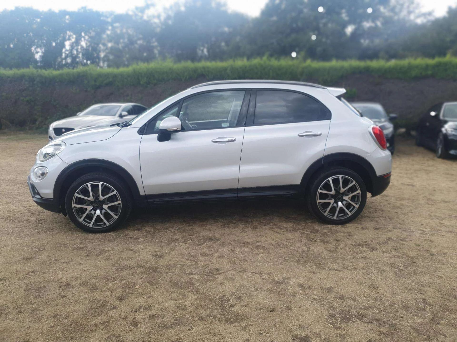 Vehicle image 4