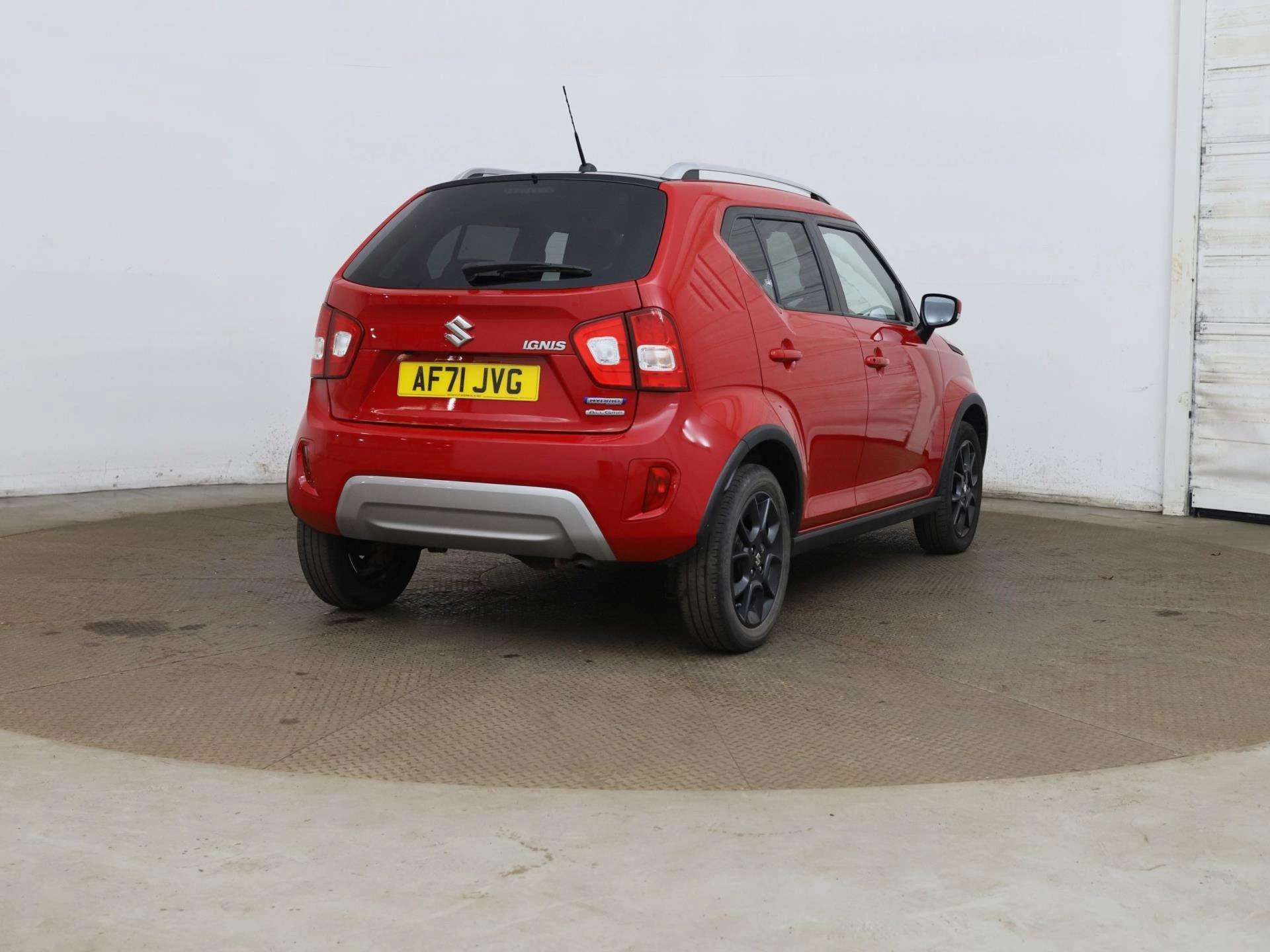 Vehicle image 6