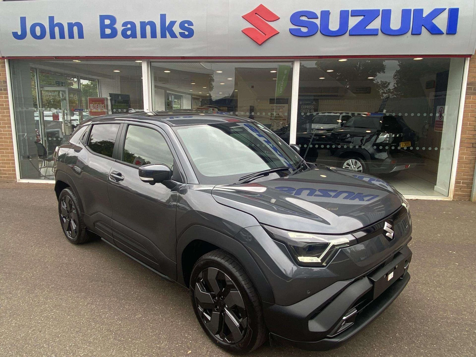 Vehicle image 3
