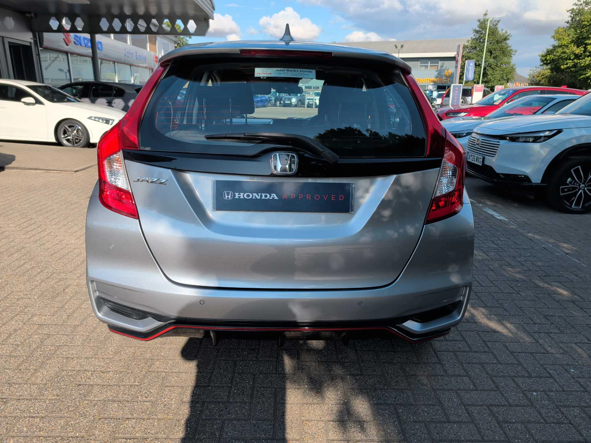 Vehicle image 6