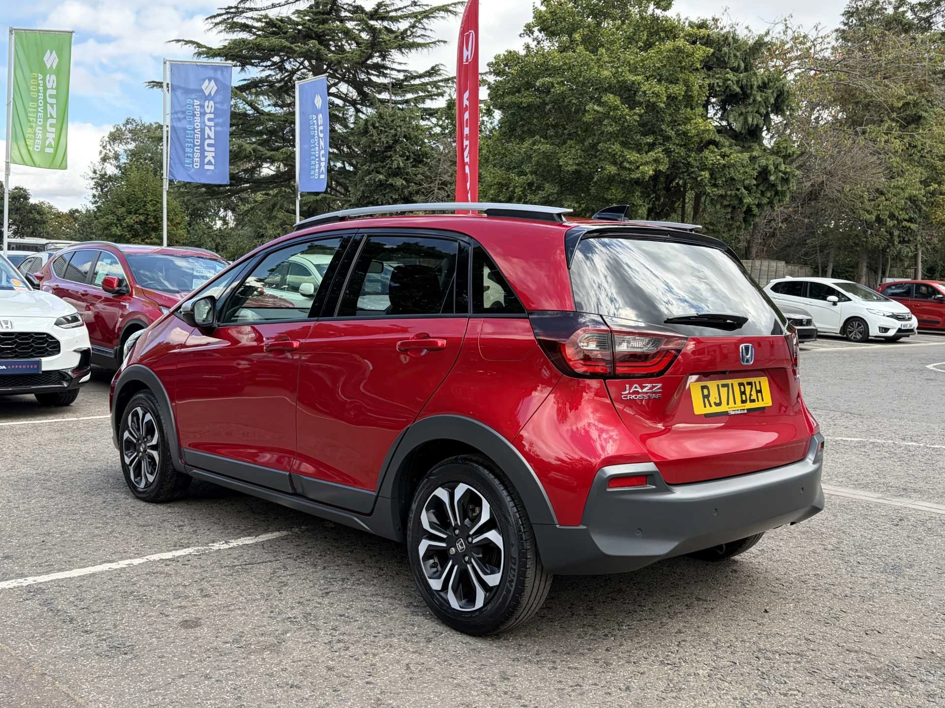 Vehicle image 3