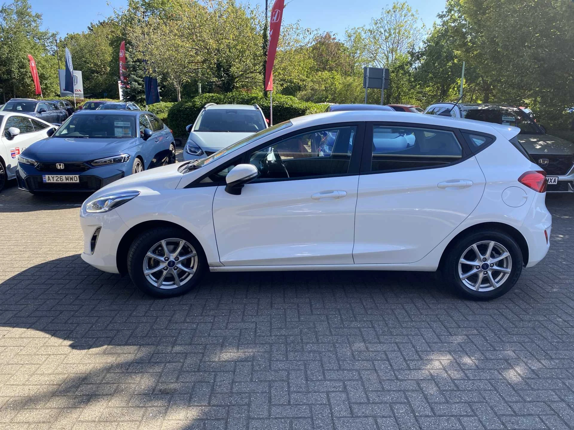 Vehicle image 4