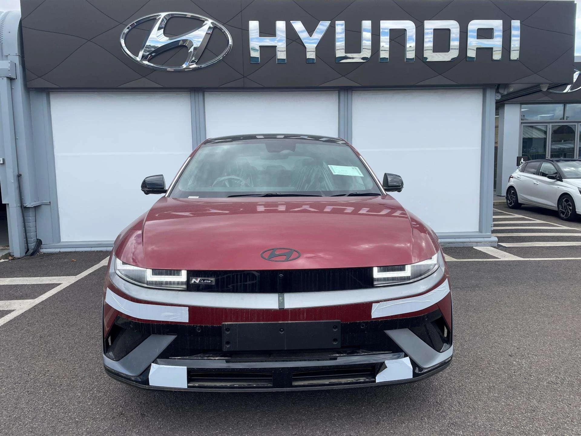 Vehicle image 4
