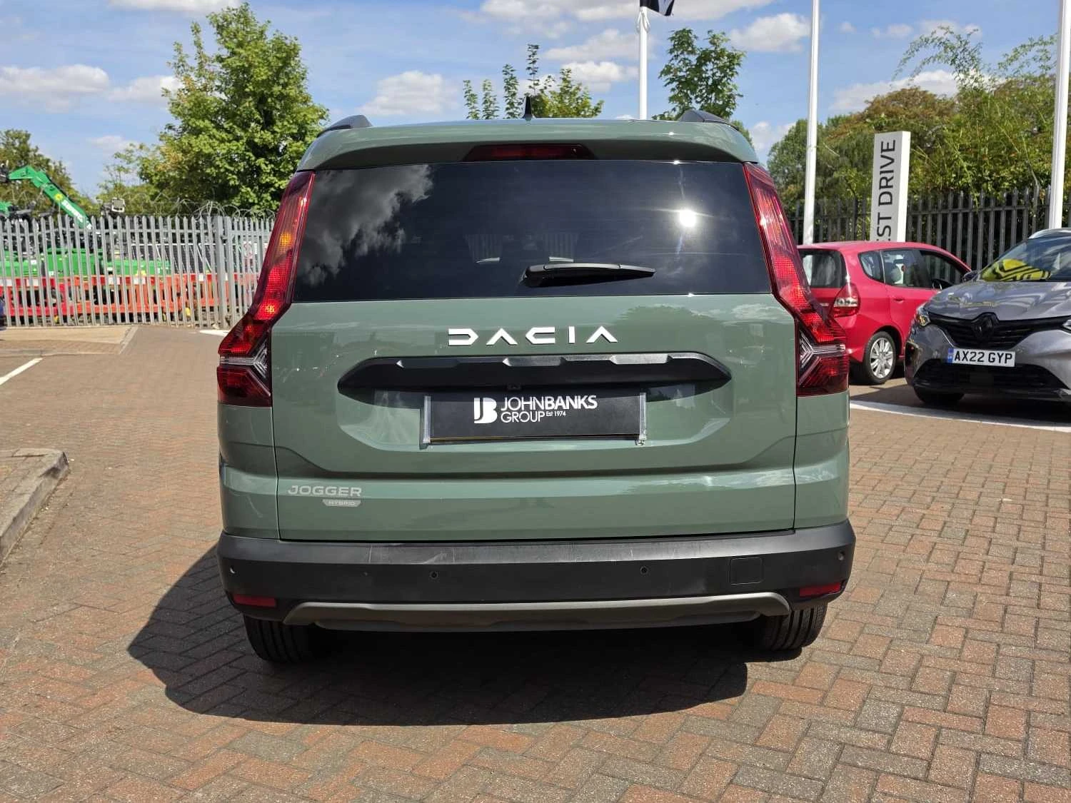 Vehicle image 3