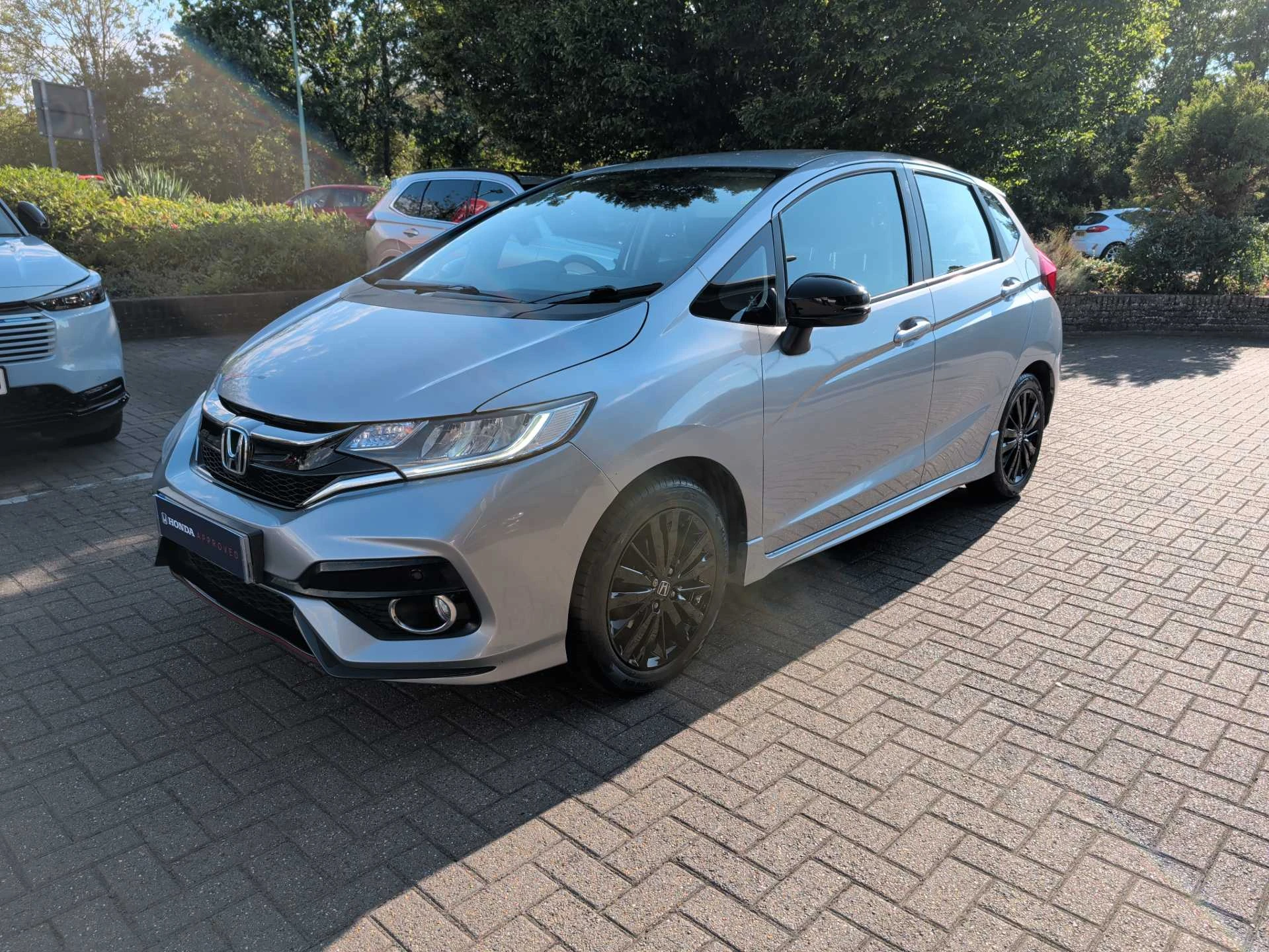 Vehicle image 3